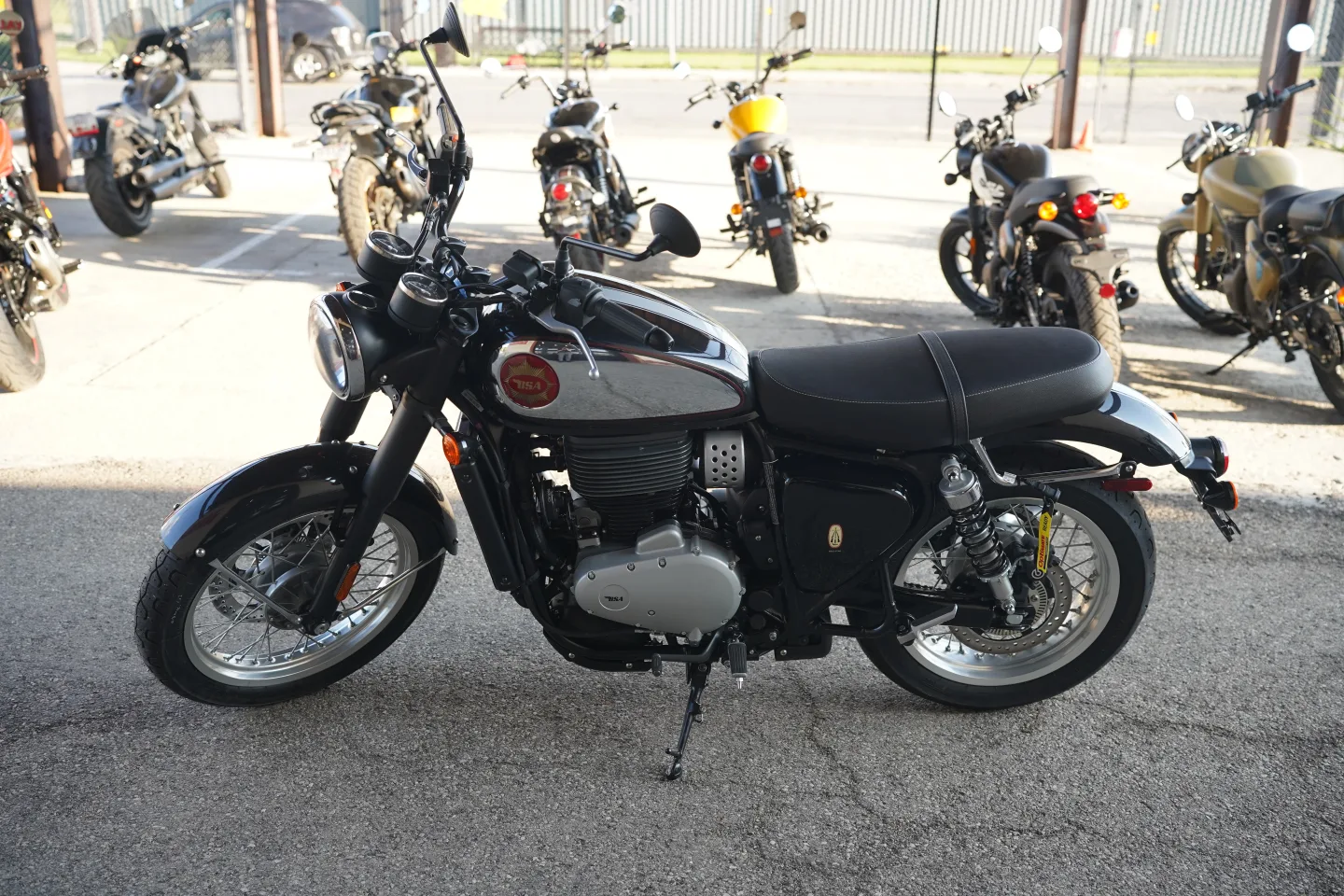 2026 BSA Gold Star 650 - Midnight Black