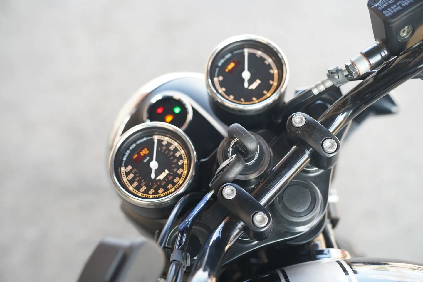 2026 BSA Gold Star 650 - Midnight Black