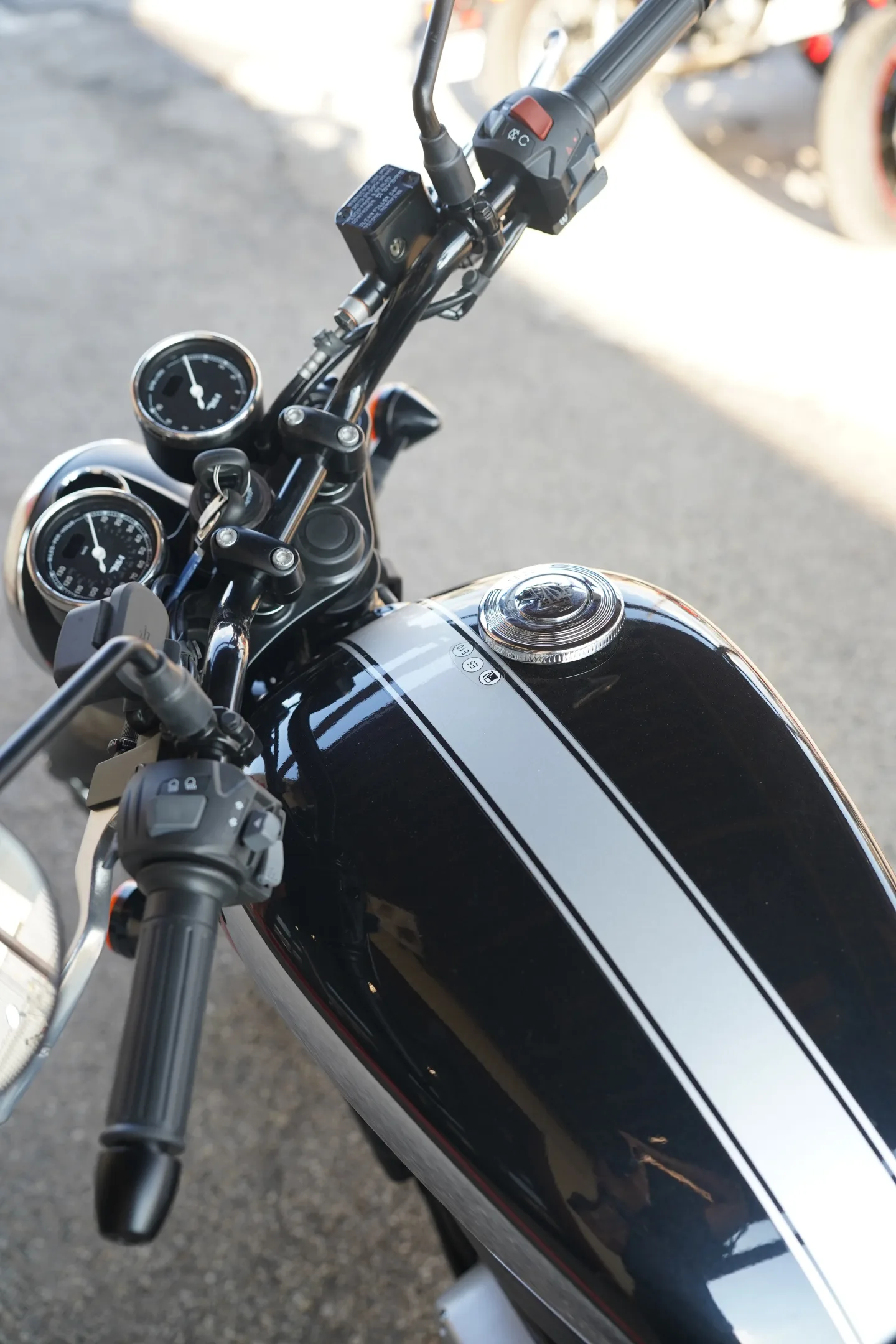 2026 BSA Gold Star 650 - Midnight Black