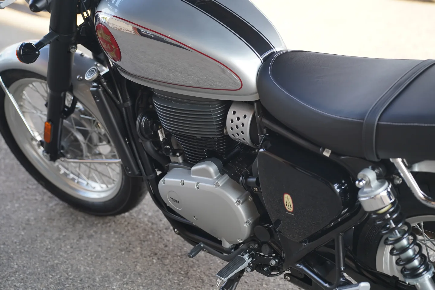 DSC02349 2026 BSA Gold Star 650 - Dawn Silver