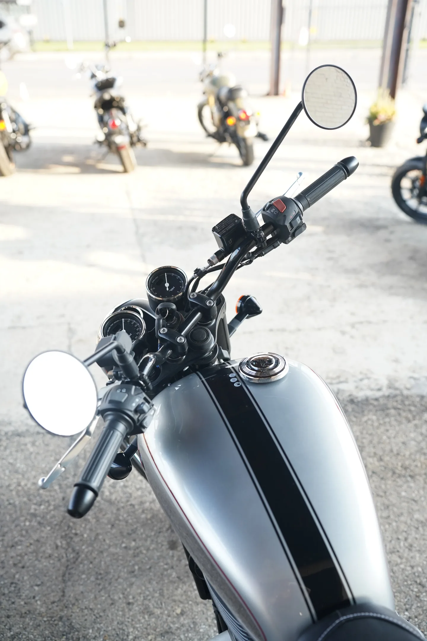 DSC02377 2026 BSA Gold Star 650 - Dawn Silver