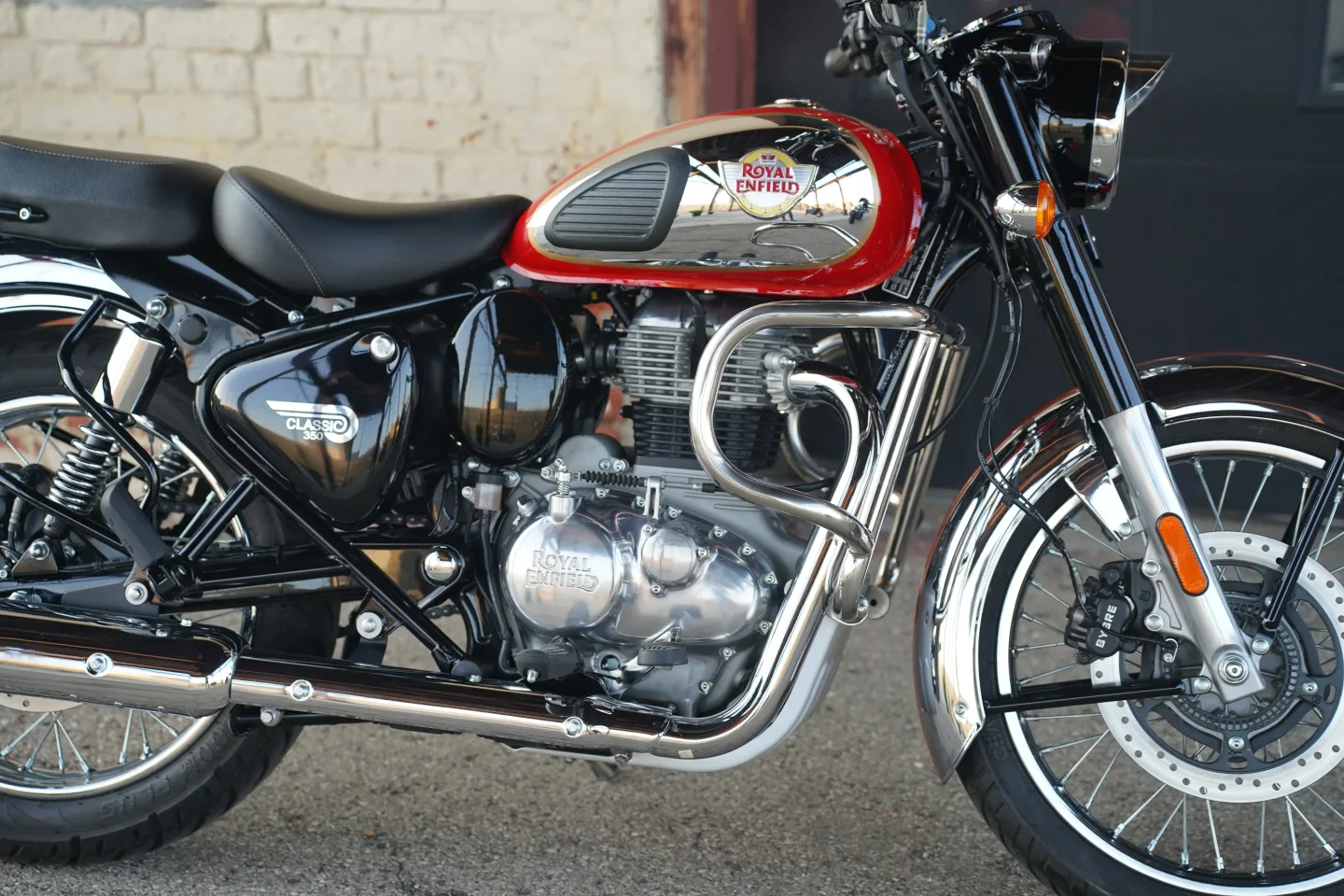 2024 Royal Enfield Classic 350 - Chrome Red - Used
