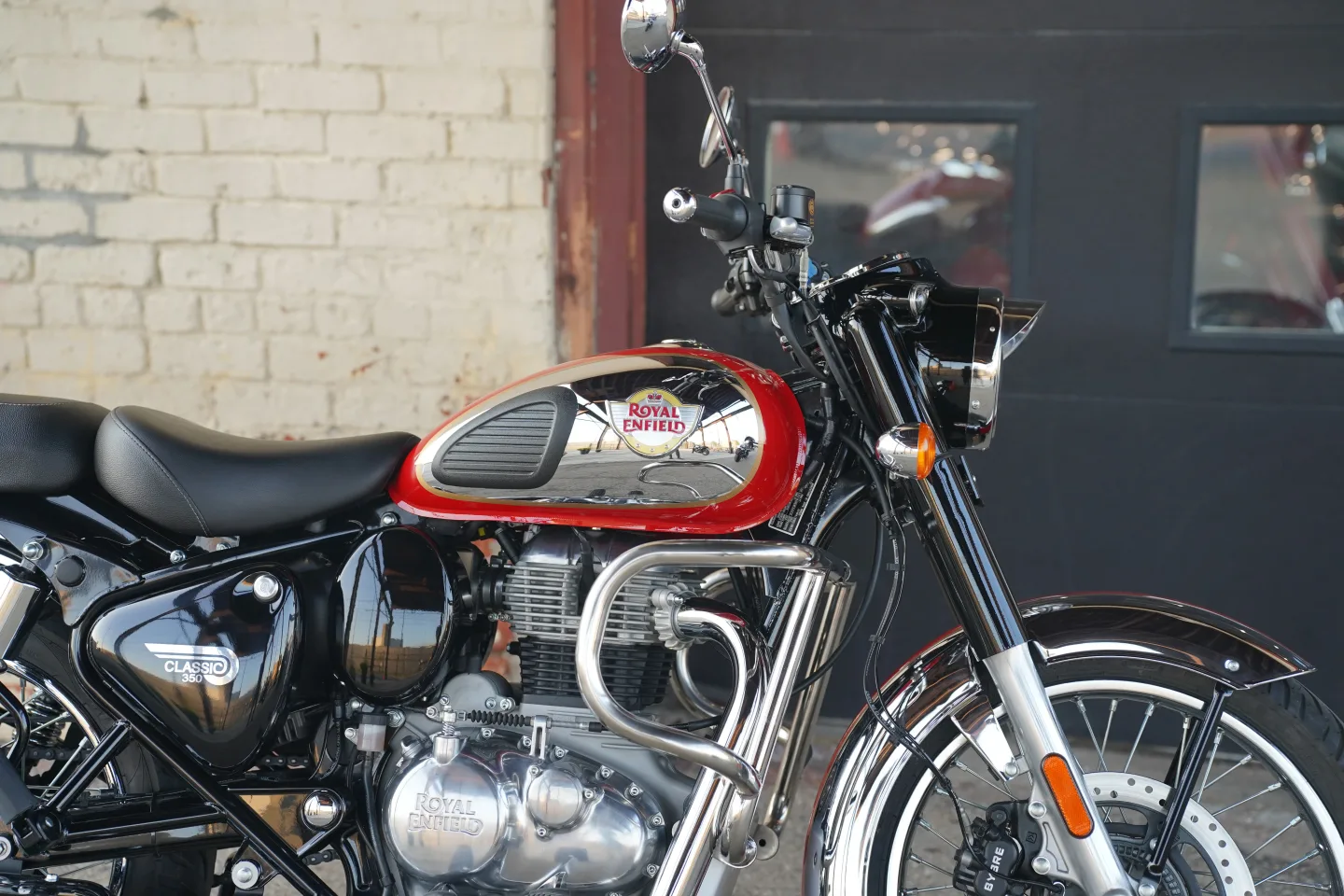 2024 Royal Enfield Classic 350 - Chrome Red - Used