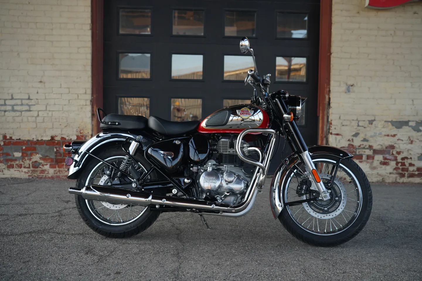 2024 Royal Enfield Classic 350 - Chrome Red - Used