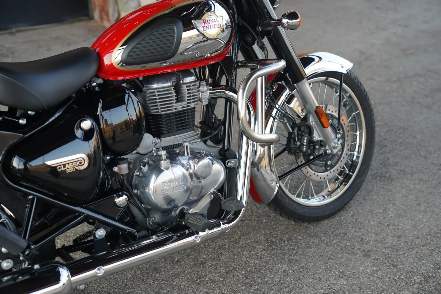 2024 Royal Enfield Classic 350 - Chrome Red - Used