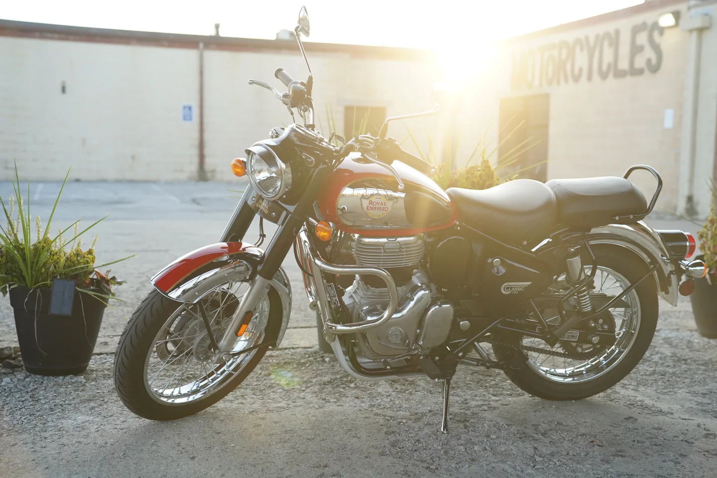 2024 Royal Enfield Classic 350 - Chrome Red - Used