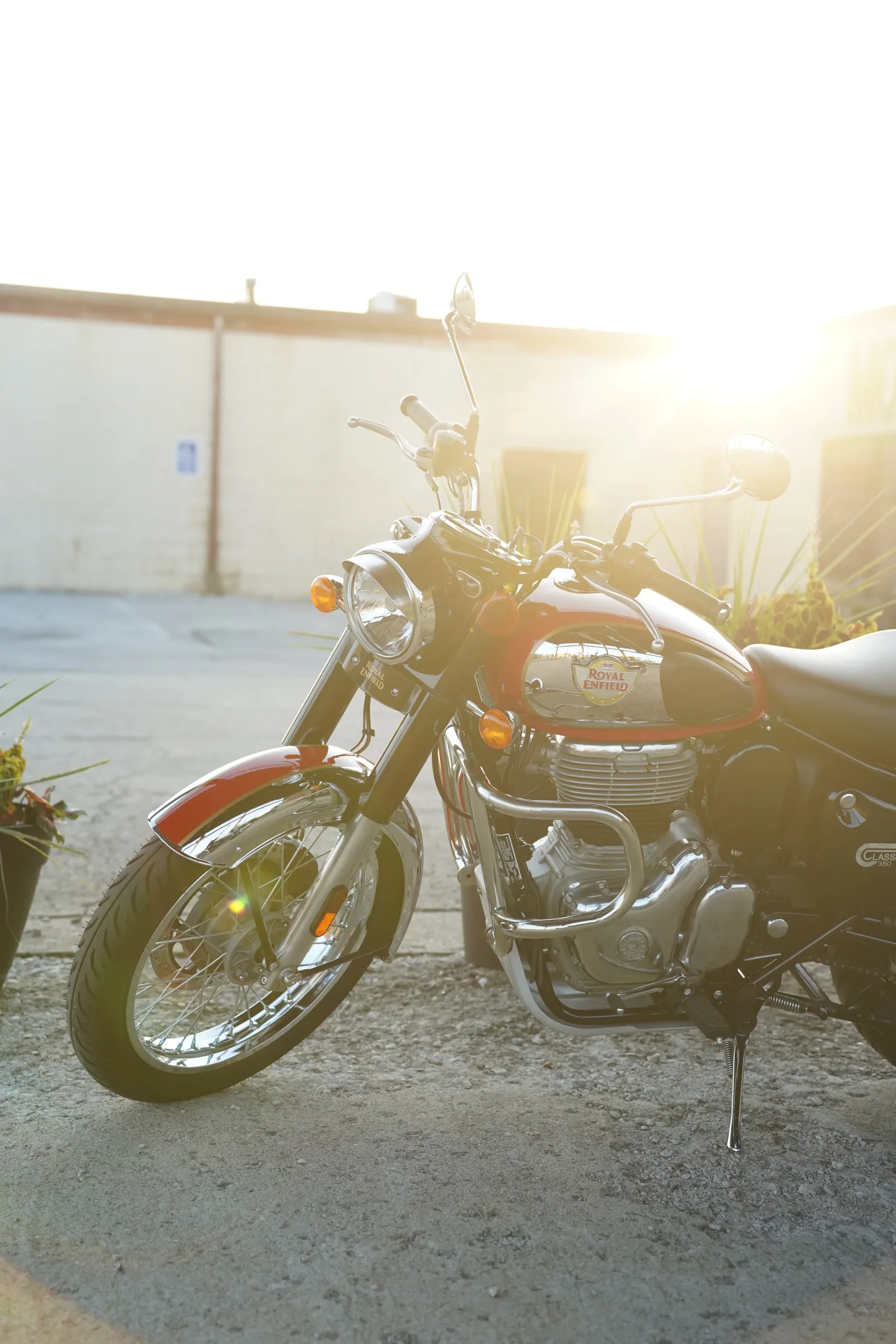 2024 Royal Enfield Classic 350 - Chrome Red - Used