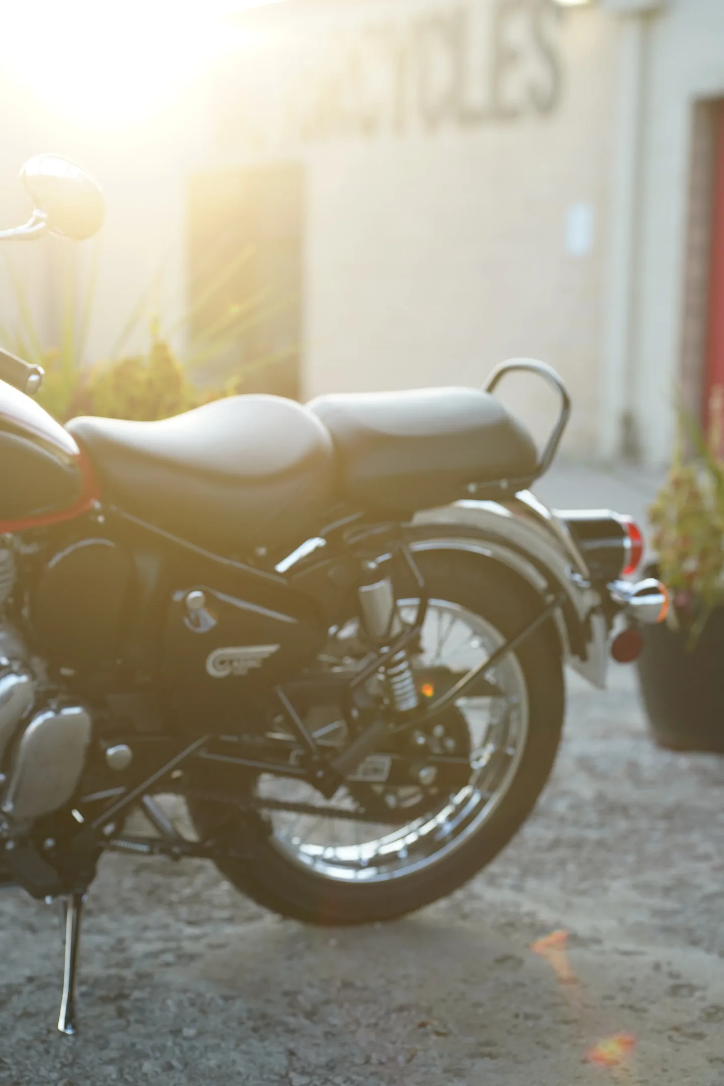 2024 Royal Enfield Classic 350 - Chrome Red - Used