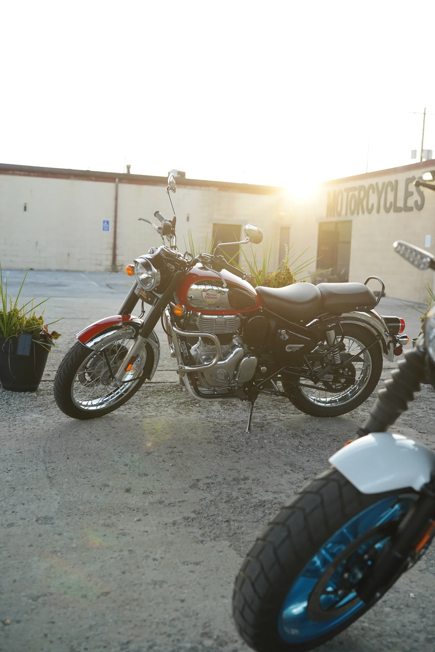 2024 Royal Enfield Classic 350 - Chrome Red - Used