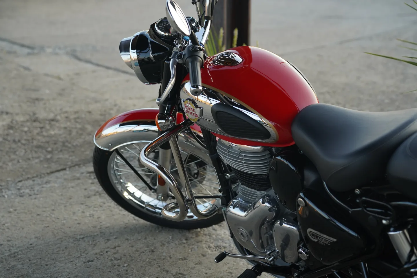 2024 Royal Enfield Classic 350 - Chrome Red - Used