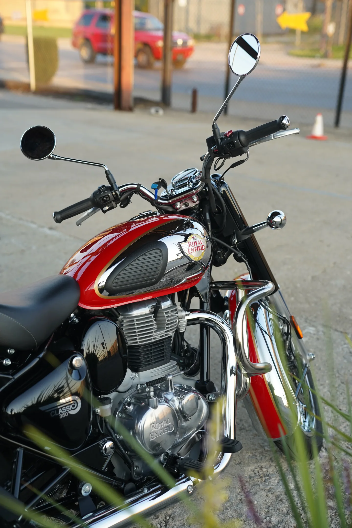 2024 Royal Enfield Classic 350 - Chrome Red - Used