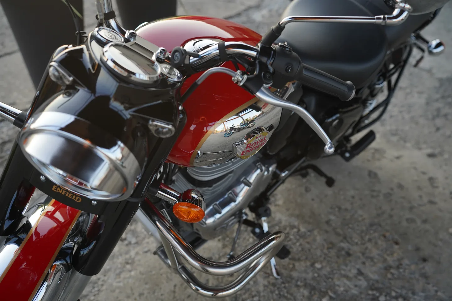 2024 Royal Enfield Classic 350 - Chrome Red - Used