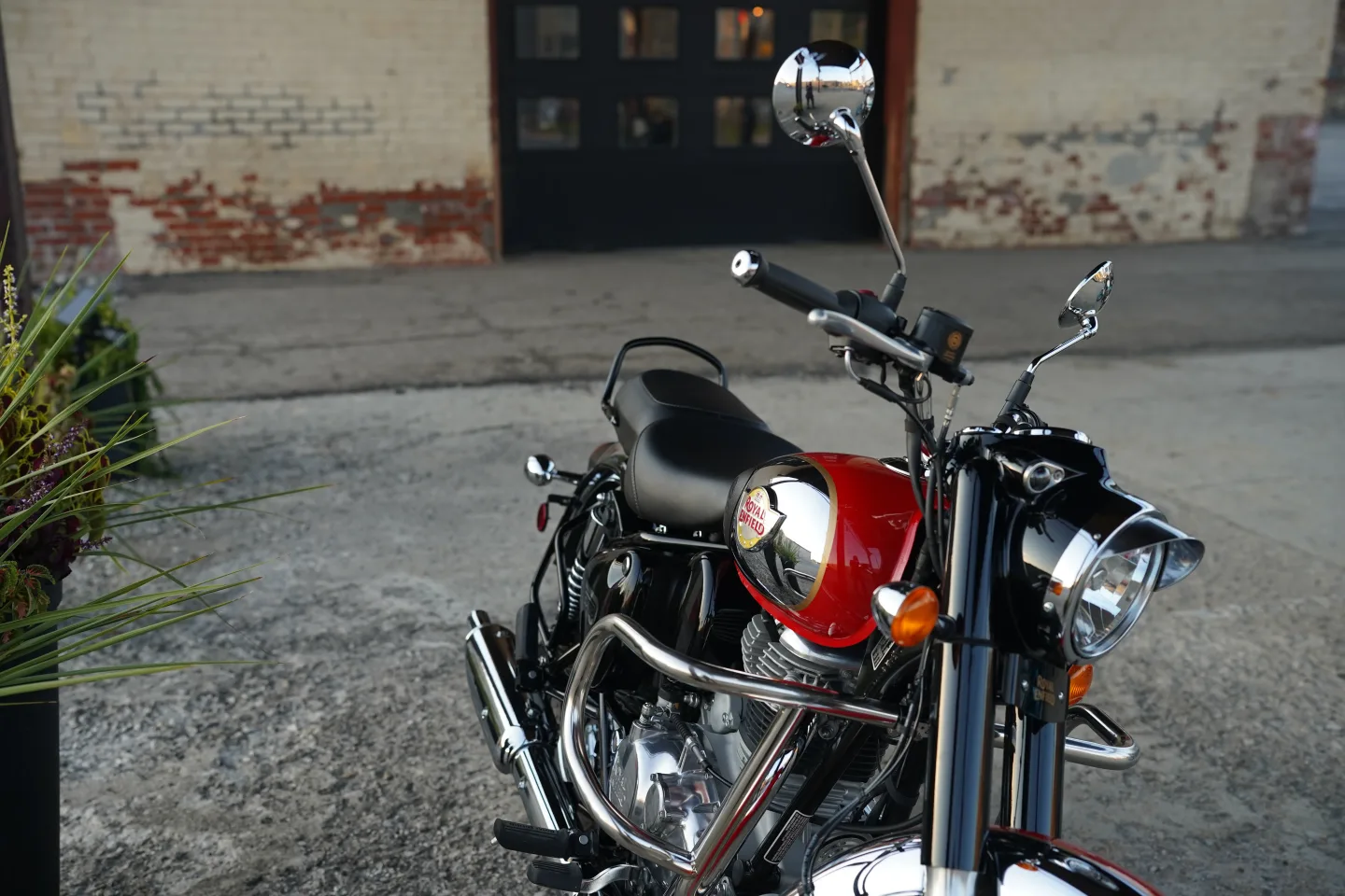 2024 Royal Enfield Classic 350 - Chrome Red - Used