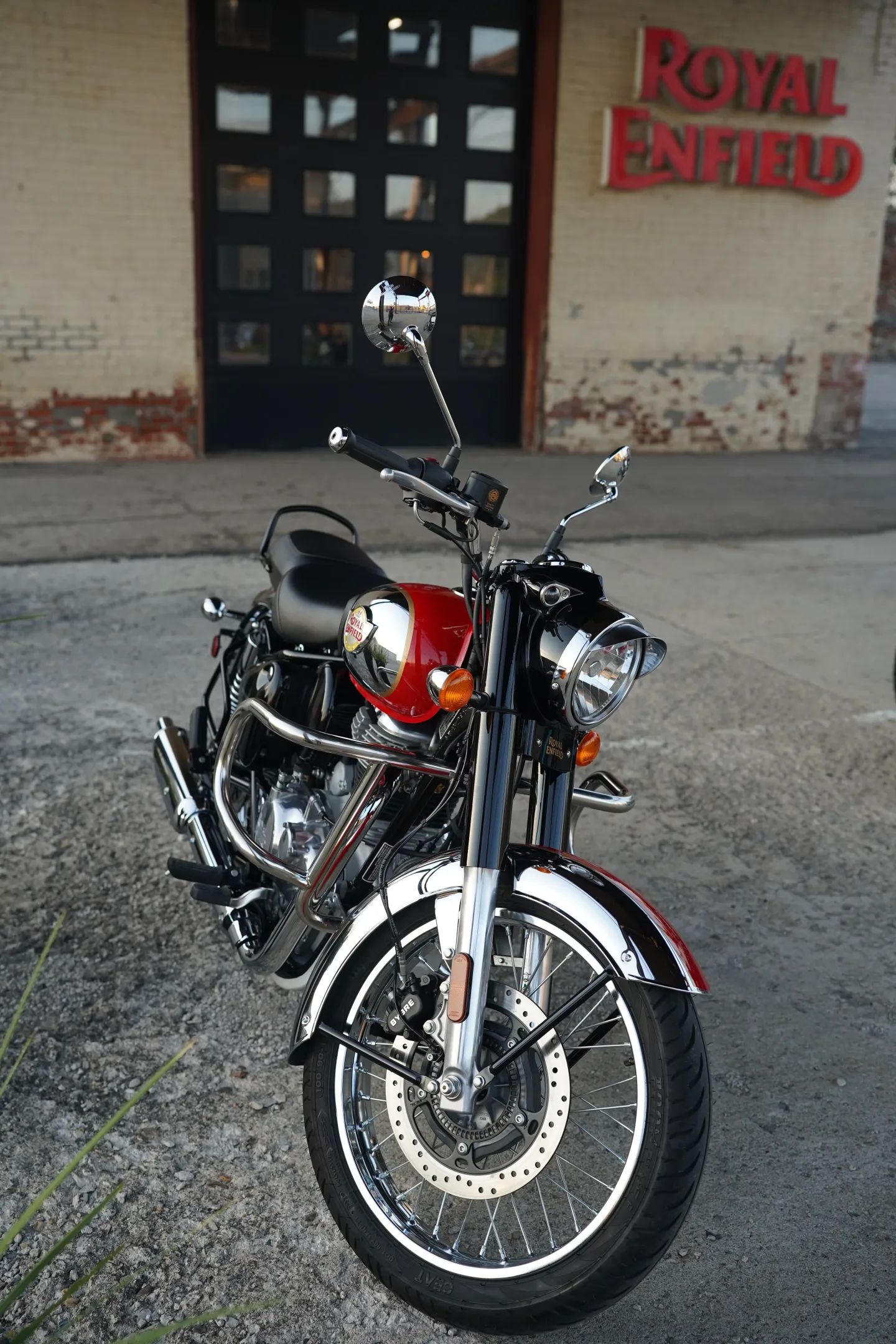 2024 Royal Enfield Classic 350 - Chrome Red - Used