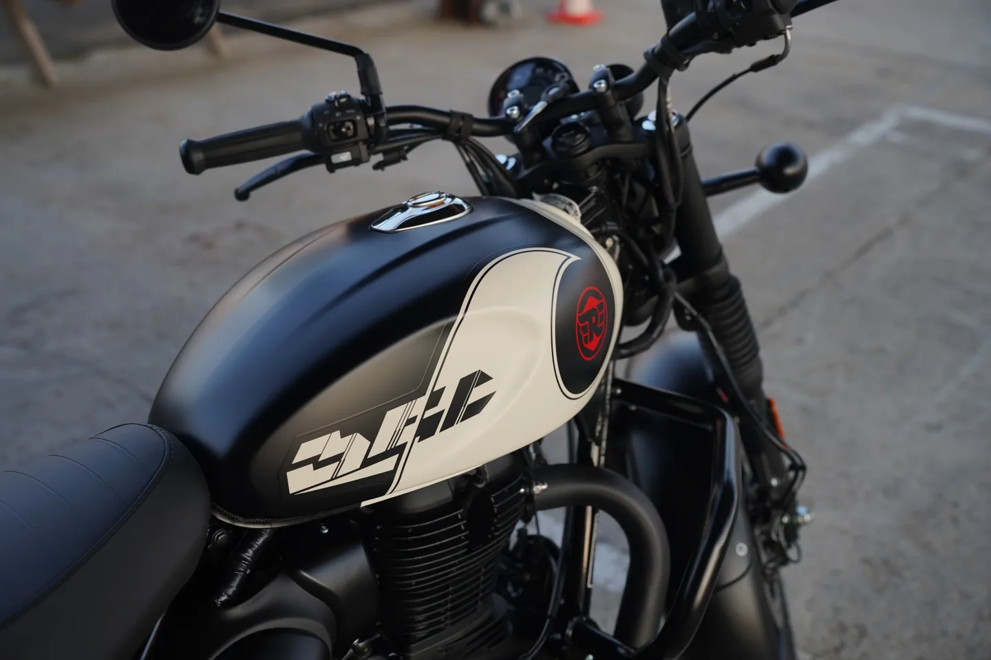 2026 Royal Enfield Hunter 350 - Tokyo Black - Used
