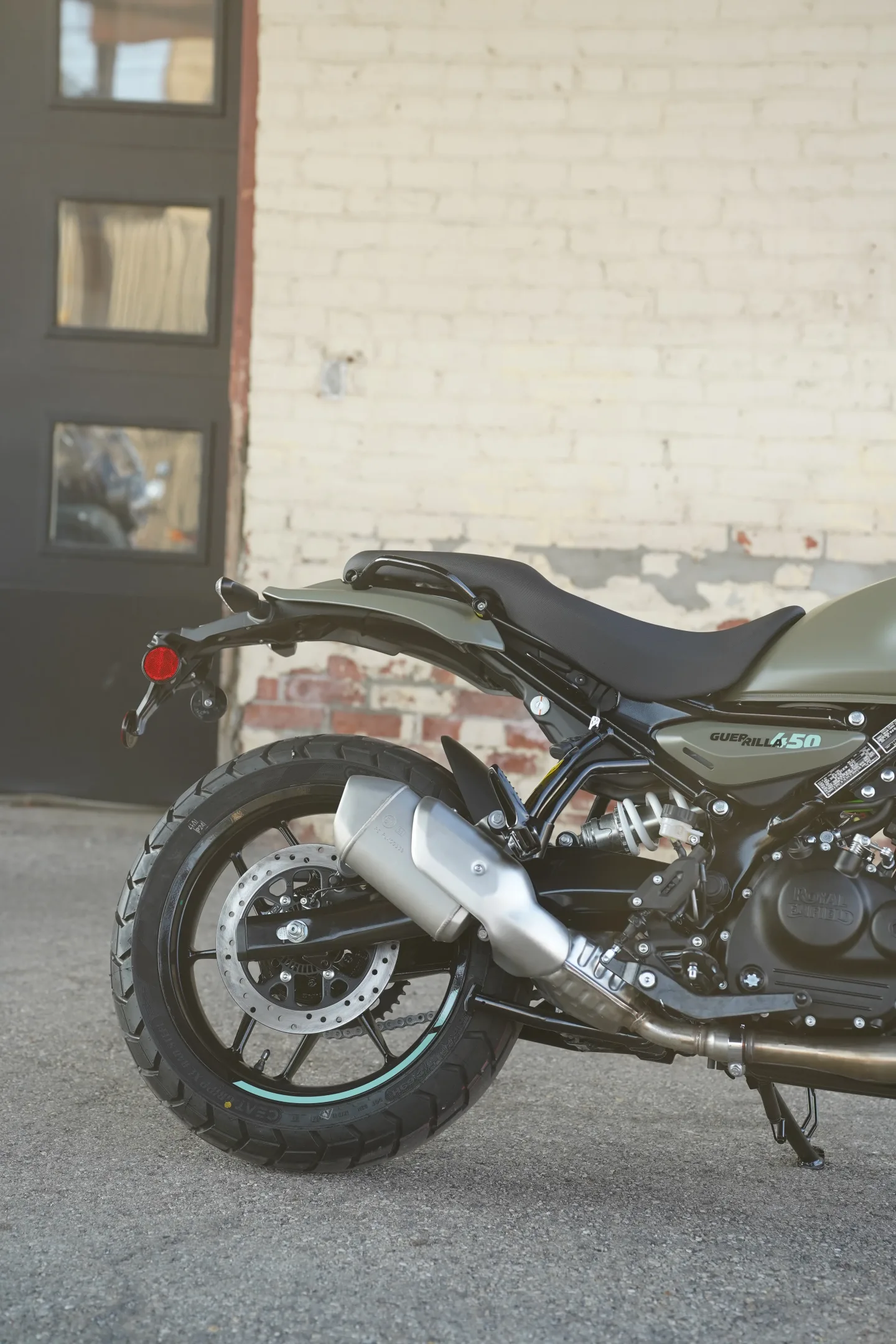 2027 Royal Enfield Guerrilla 450 - Shadow Ash Green