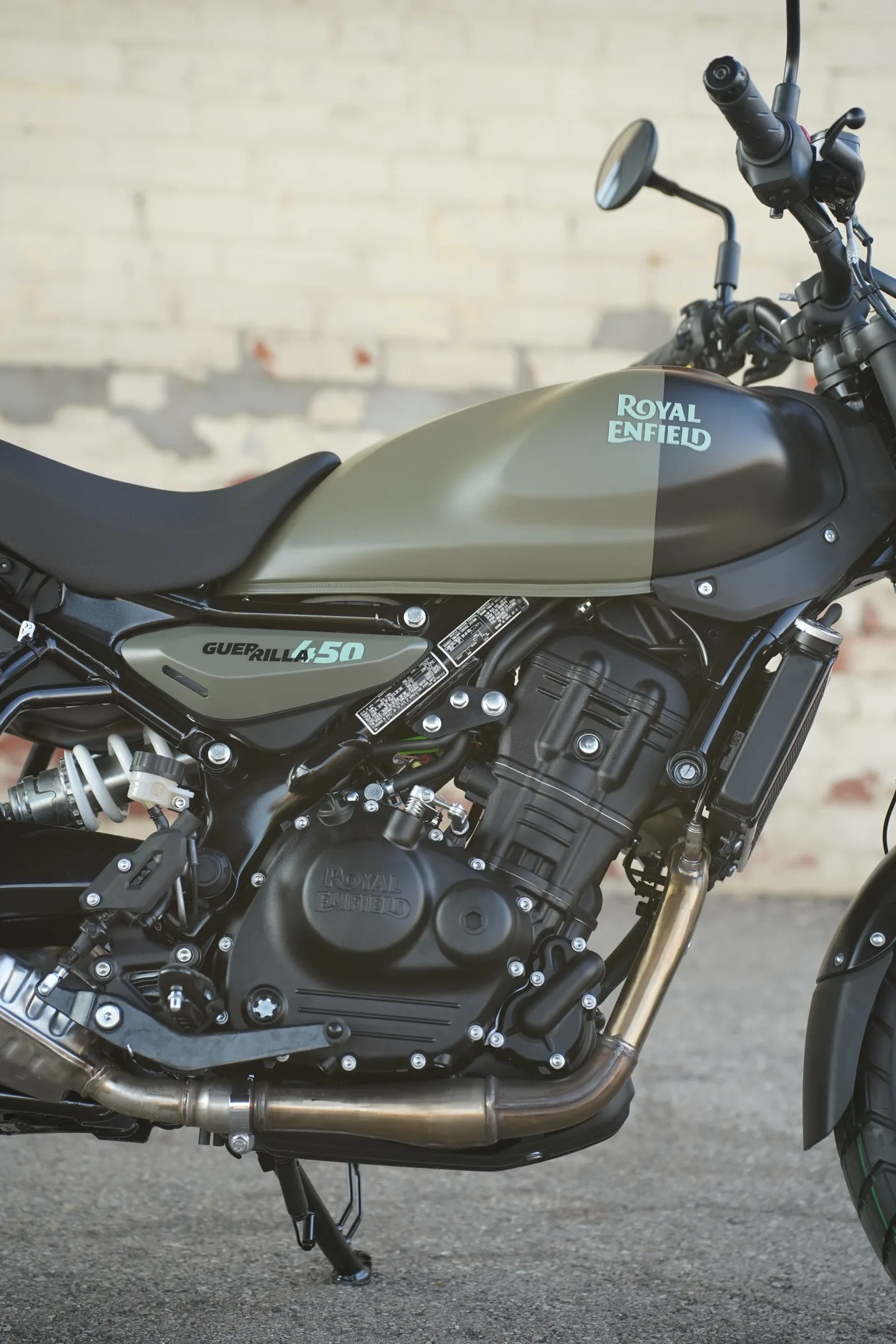 2027 Royal Enfield Guerrilla 450 - Shadow Ash Green