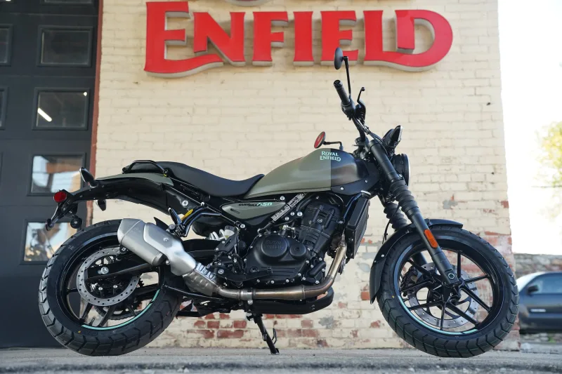 2027 Royal Enfield Guerrilla 450 - Shadow Ash Green