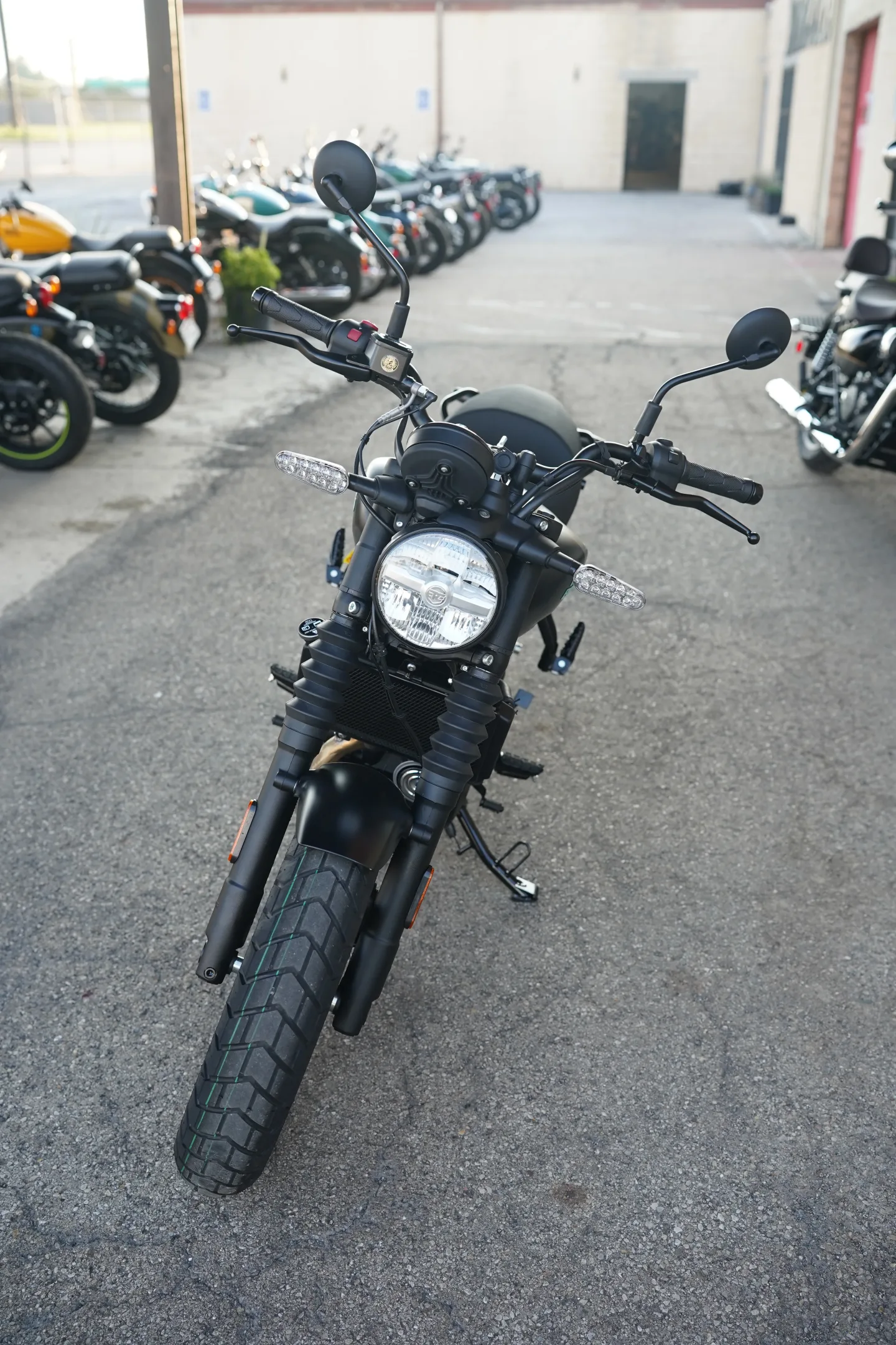 2027 Royal Enfield Guerrilla 450 - Shadow Ash Green