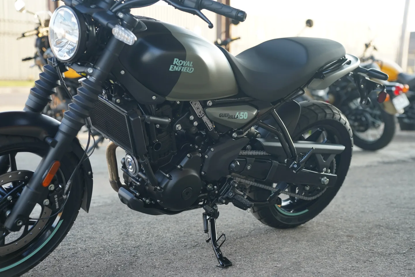 2027 Royal Enfield Guerrilla 450 - Shadow Ash Green