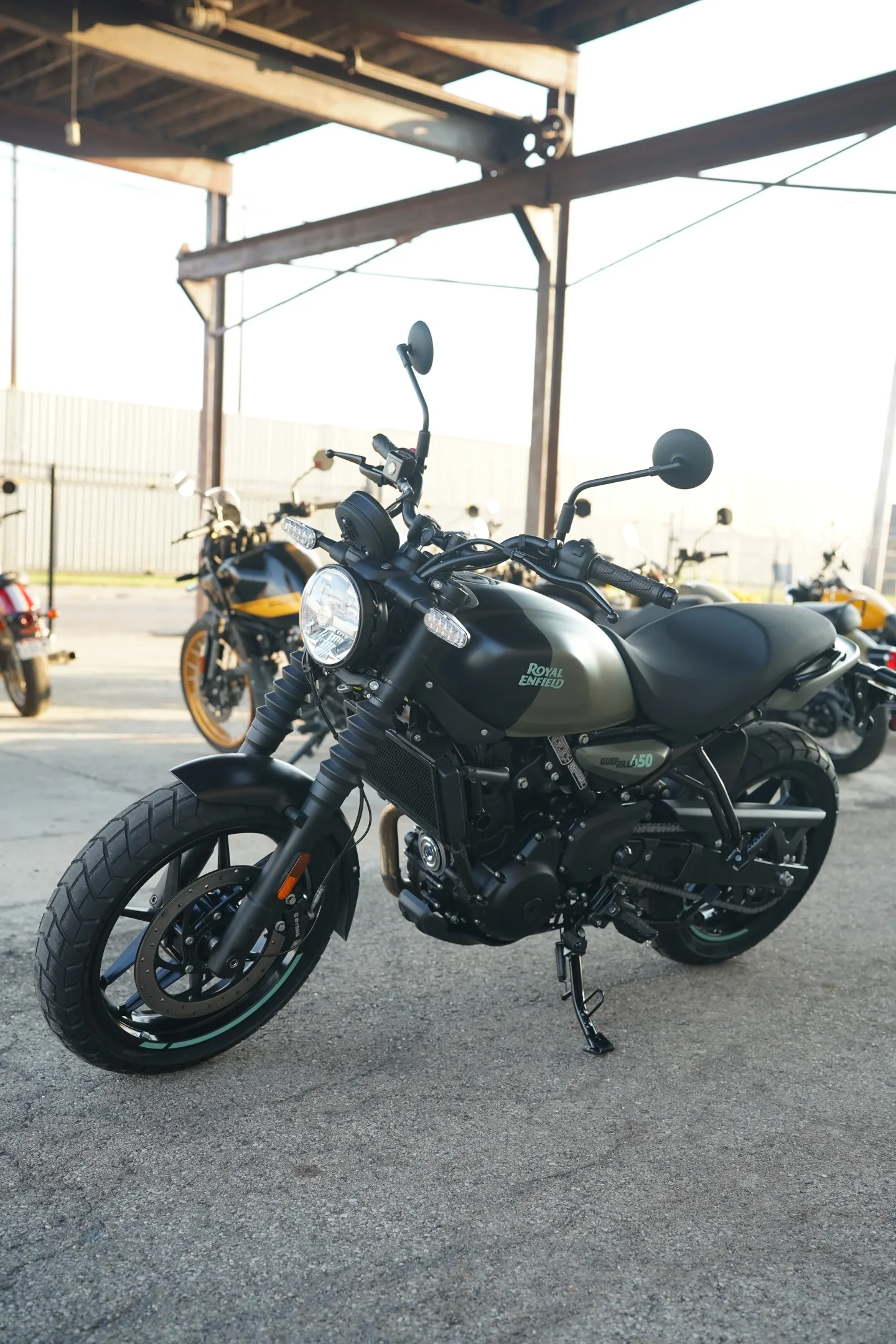 2027 Royal Enfield Guerrilla 450 - Shadow Ash Green