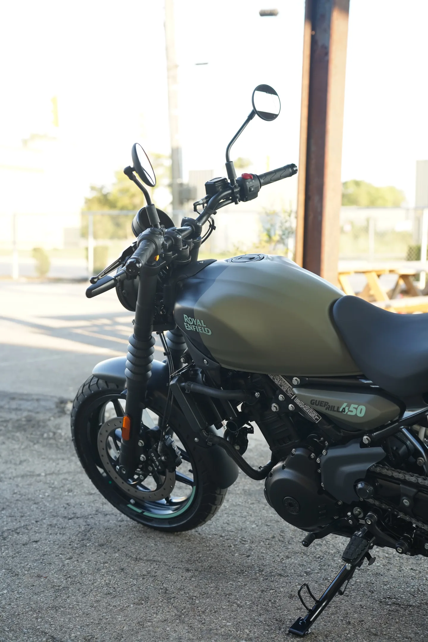 2027 Royal Enfield Guerrilla 450 - Shadow Ash Green
