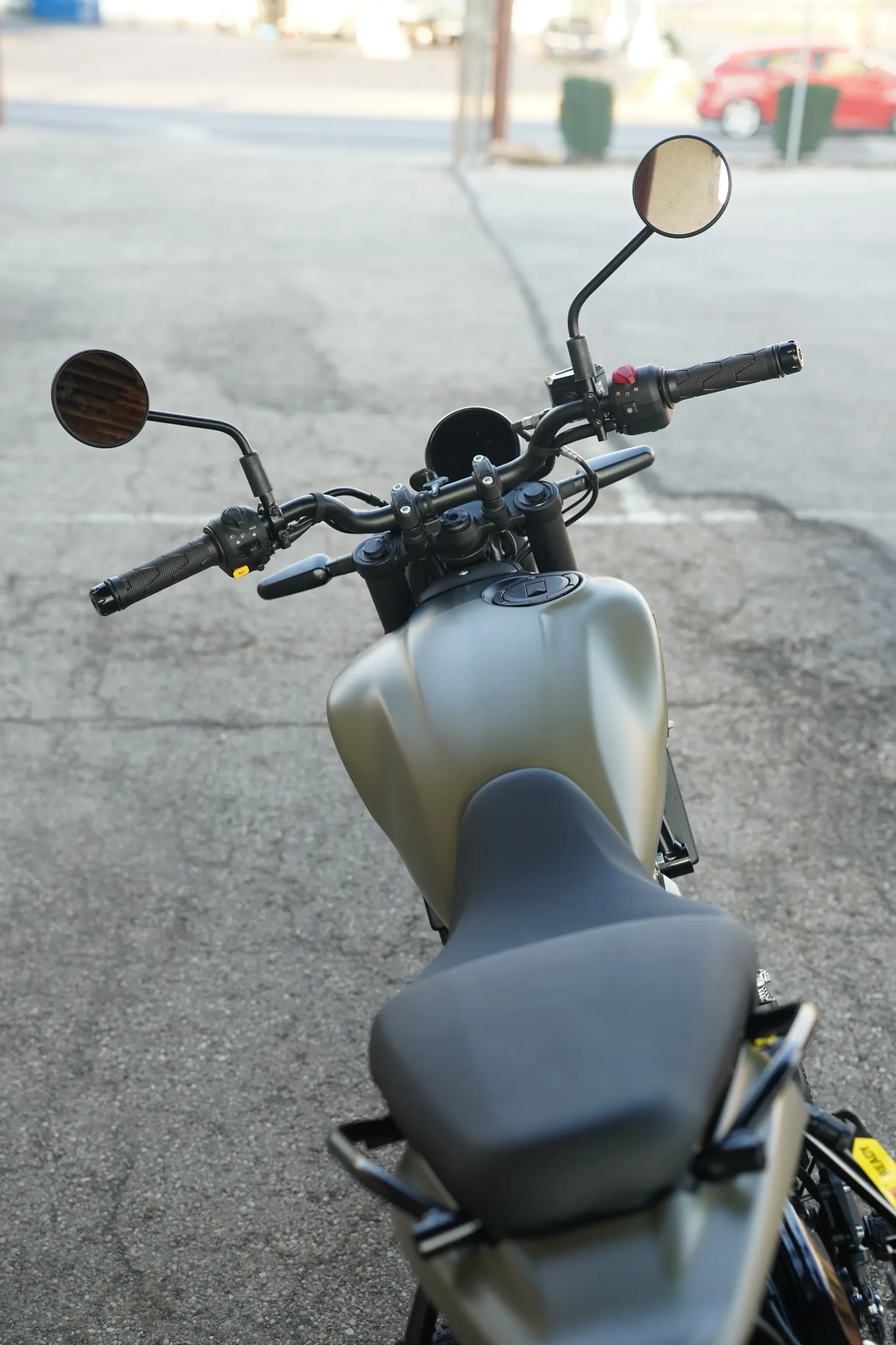 2027 Royal Enfield Guerrilla 450 - Shadow Ash Green