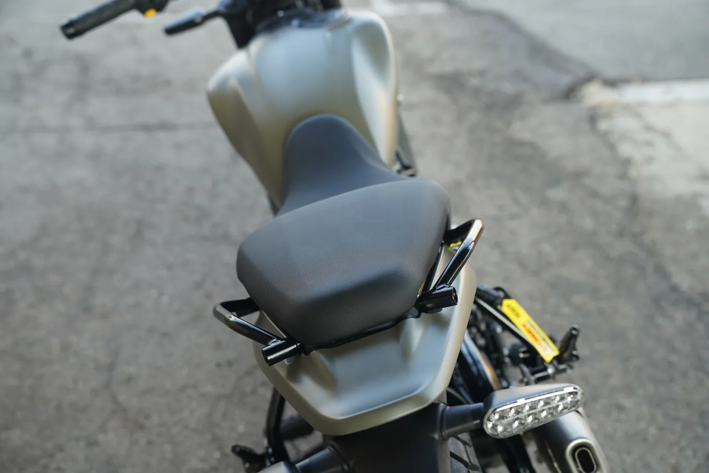2027 Royal Enfield Guerrilla 450 - Shadow Ash Green