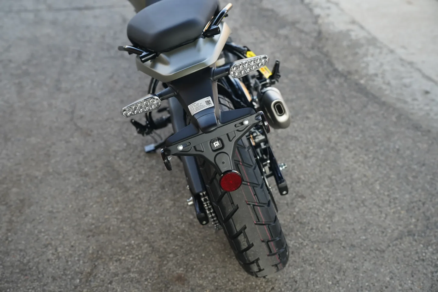 2027 Royal Enfield Guerrilla 450 - Shadow Ash Green