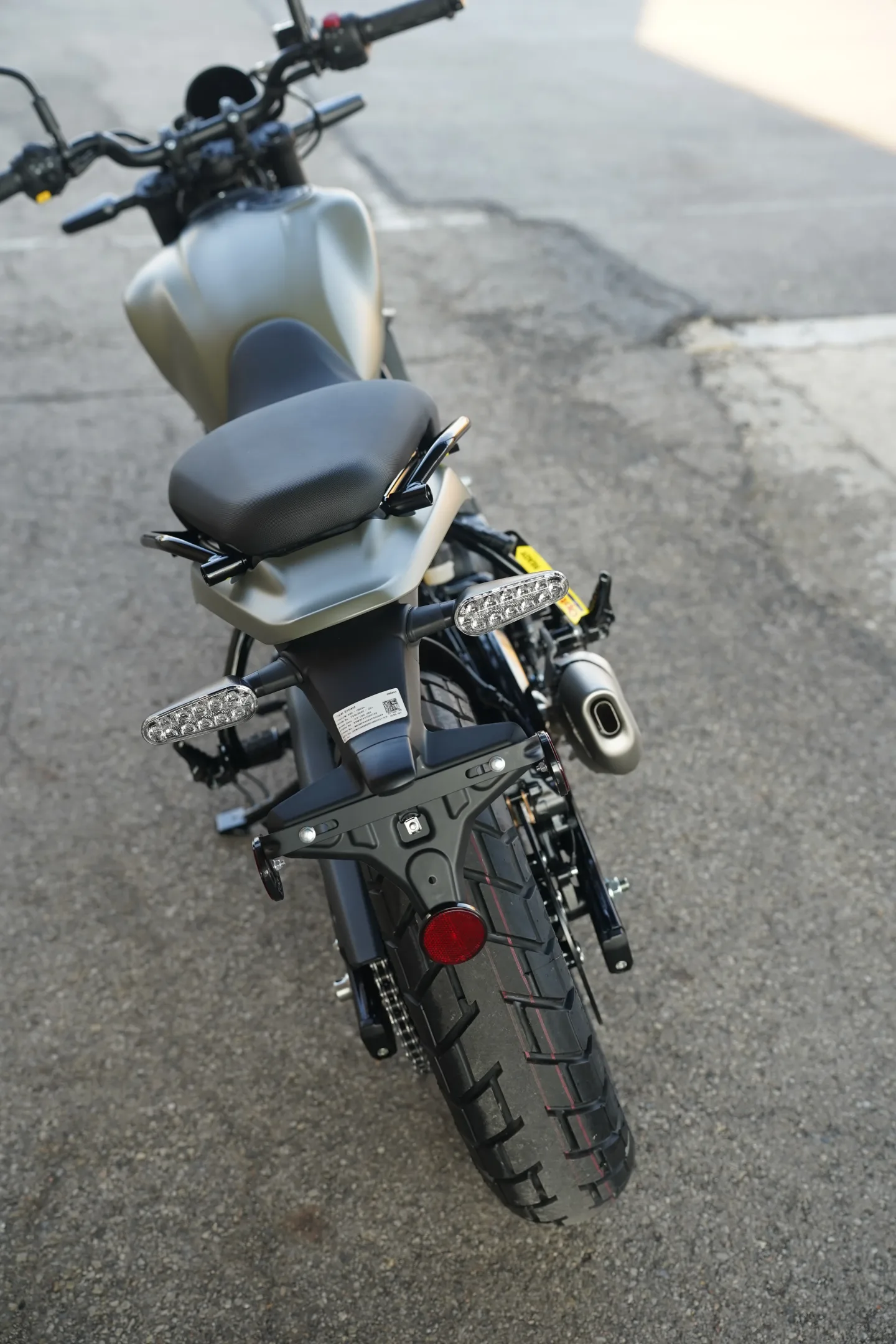 2027 Royal Enfield Guerrilla 450 - Shadow Ash Green