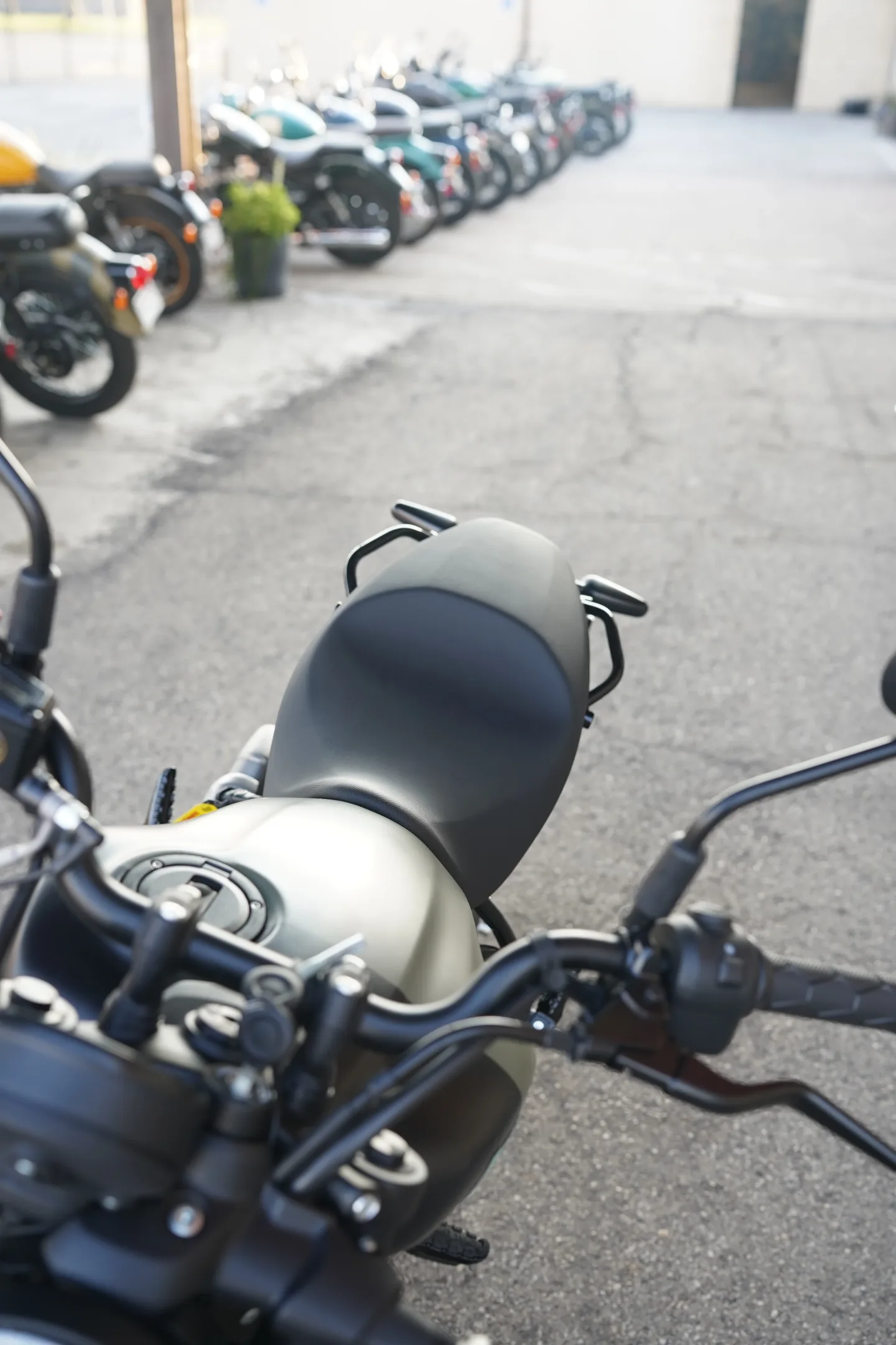 2027 Royal Enfield Guerrilla 450 - Shadow Ash Green
