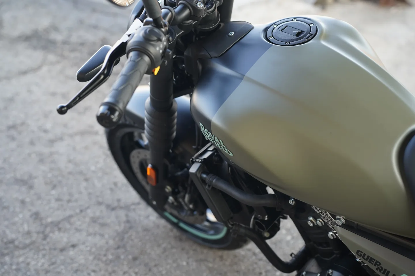2027 Royal Enfield Guerrilla 450 - Shadow Ash Green