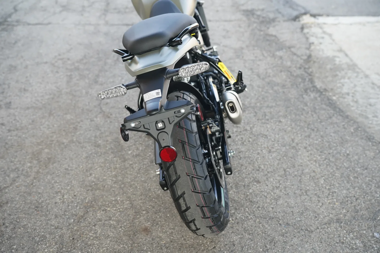 2027 Royal Enfield Guerrilla 450 - Shadow Ash Green