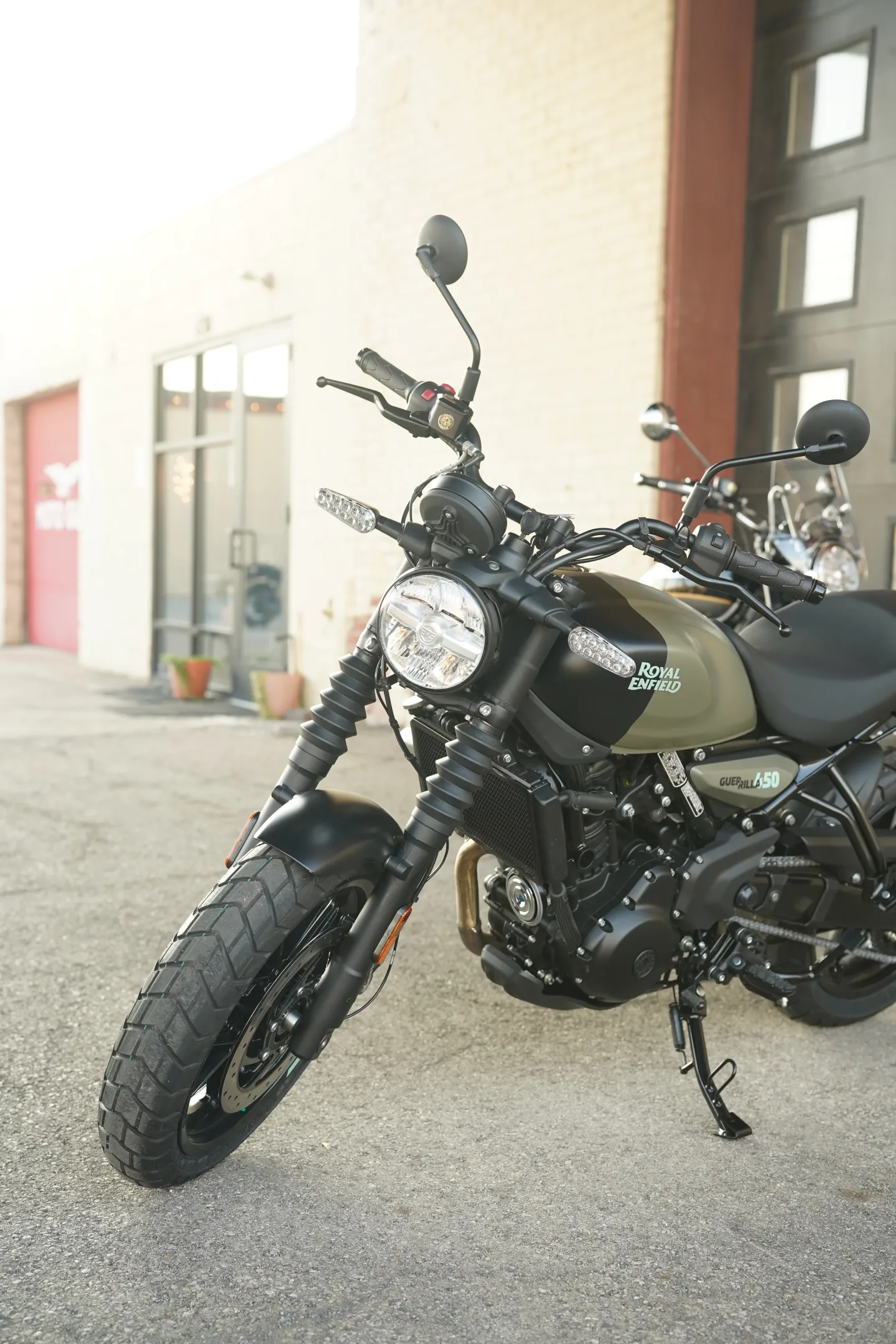 2027 Royal Enfield Guerrilla 450 - Shadow Ash Green