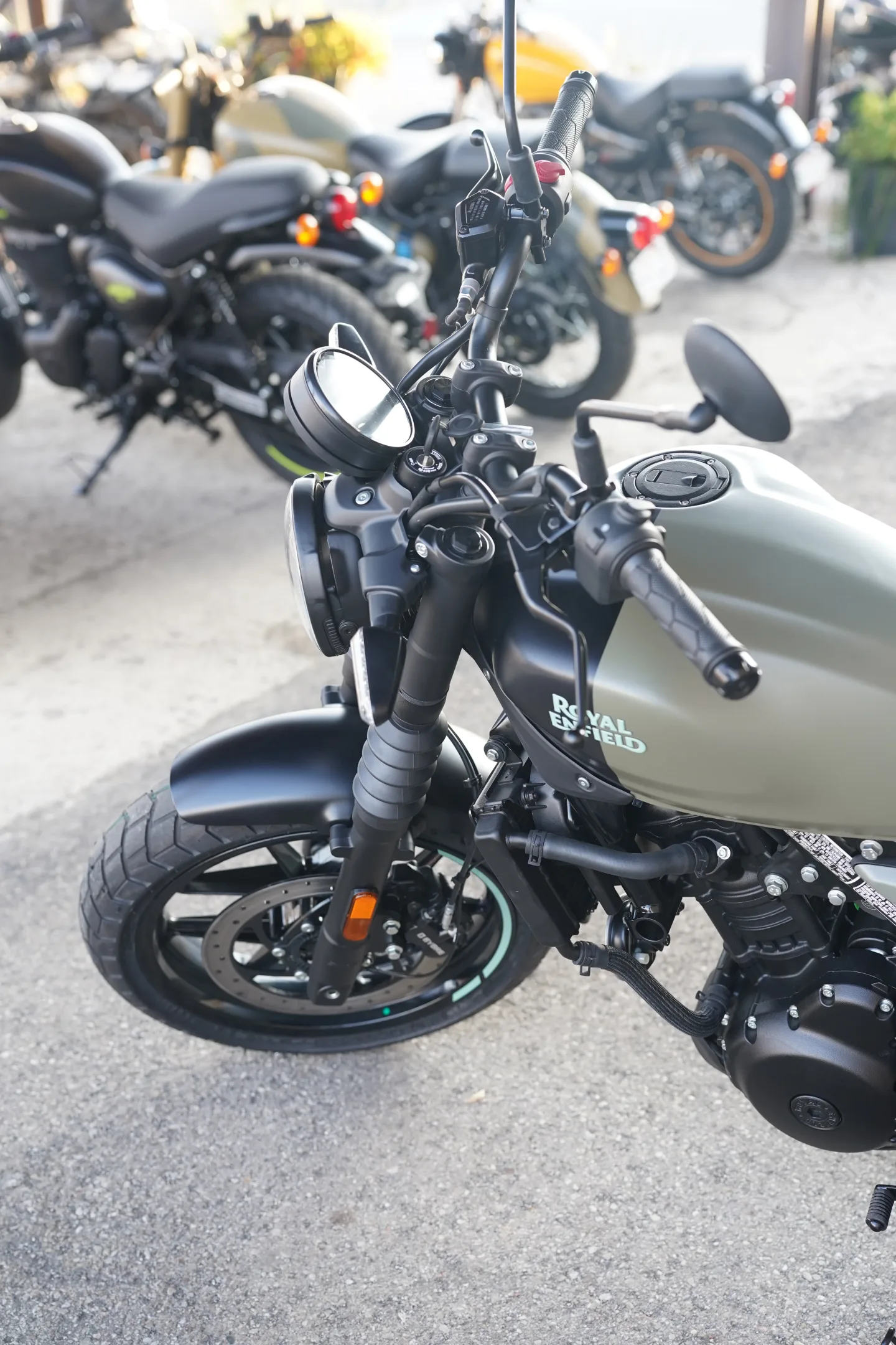 2027 Royal Enfield Guerrilla 450 - Shadow Ash Green