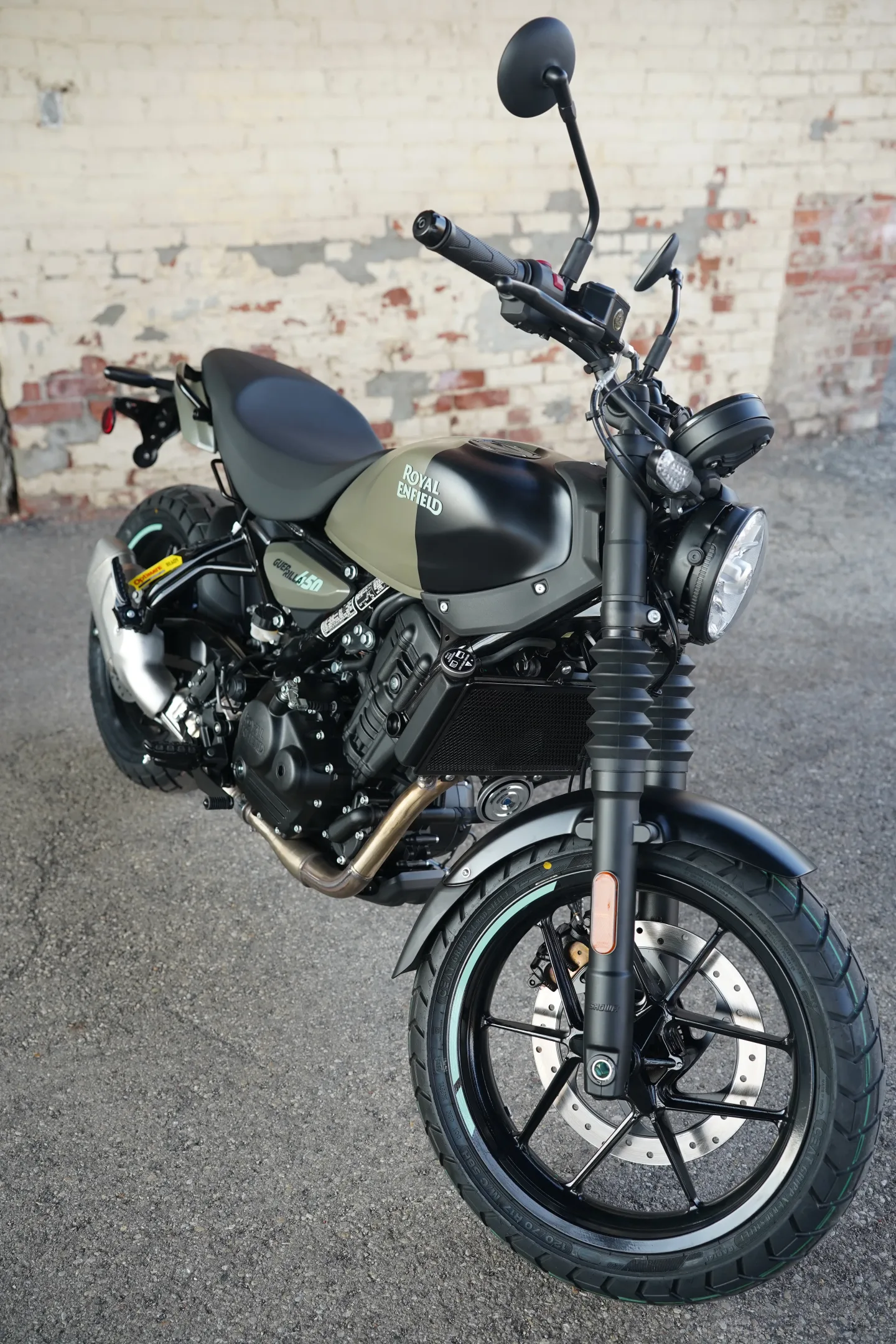 2027 Royal Enfield Guerrilla 450 - Shadow Ash Green