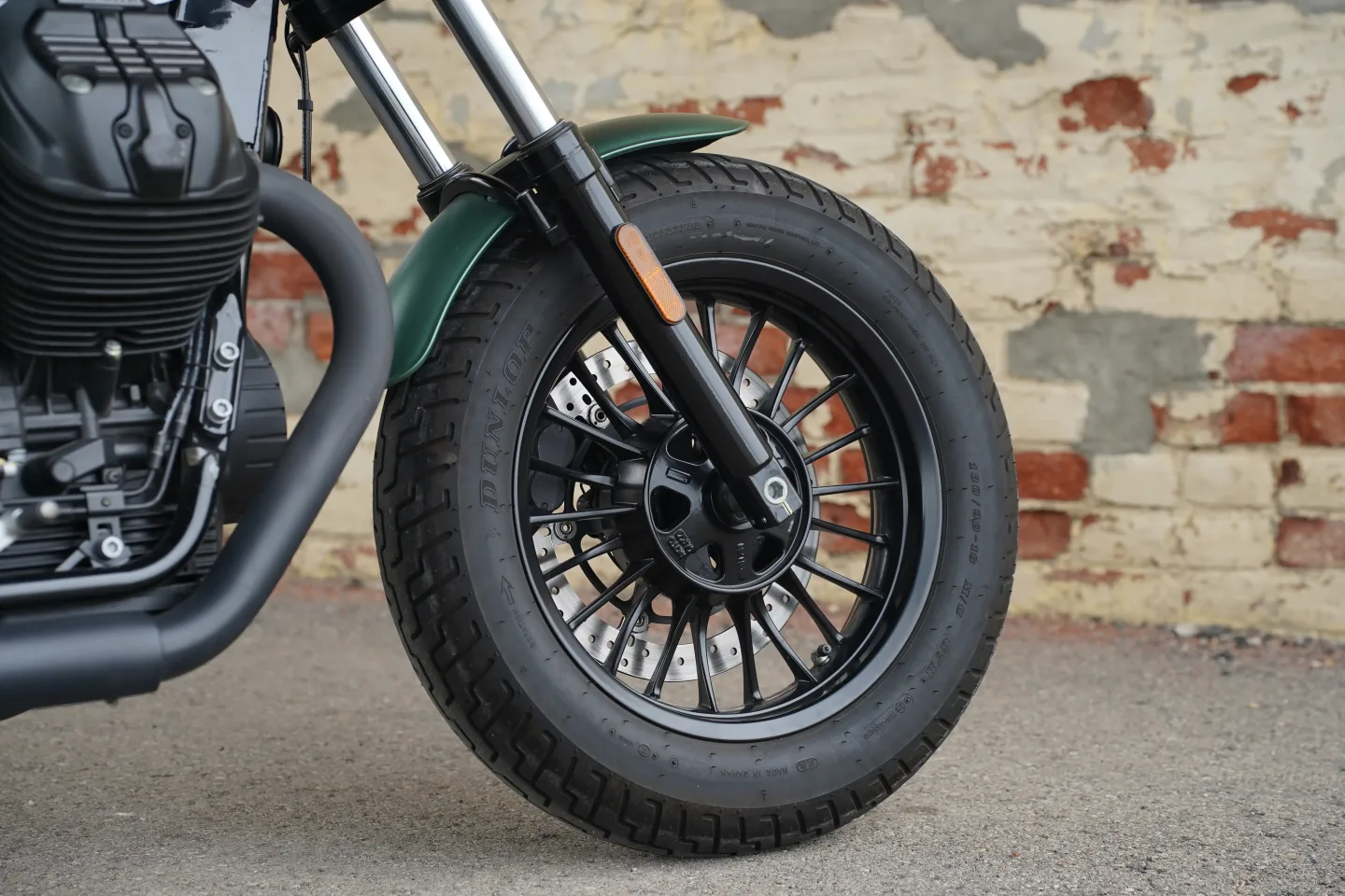 2021 Moto Guzzi V9 Bobber - Centenario