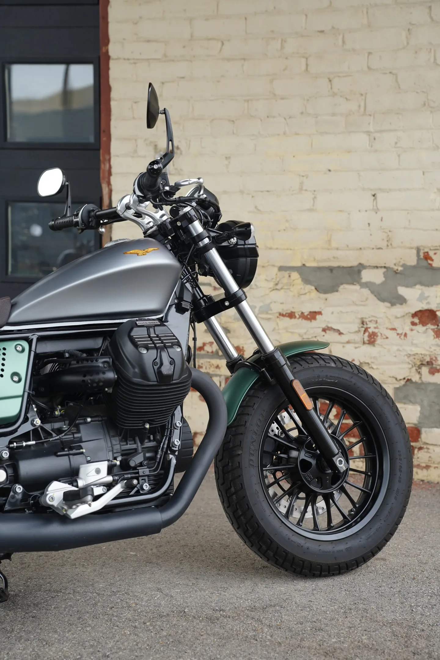2021 Moto Guzzi V9 Bobber - Centenario