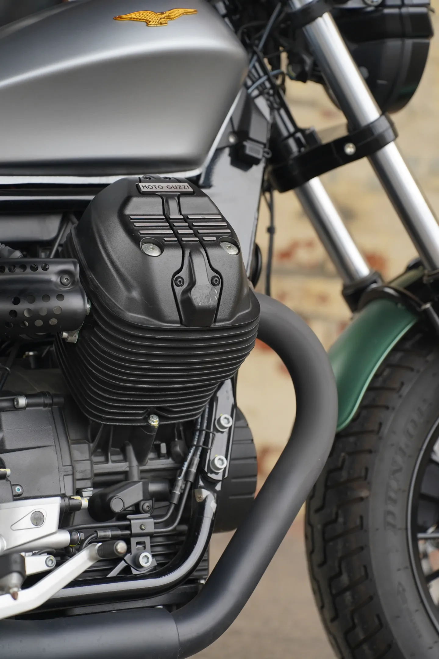 2021 Moto Guzzi V9 Bobber - Centenario