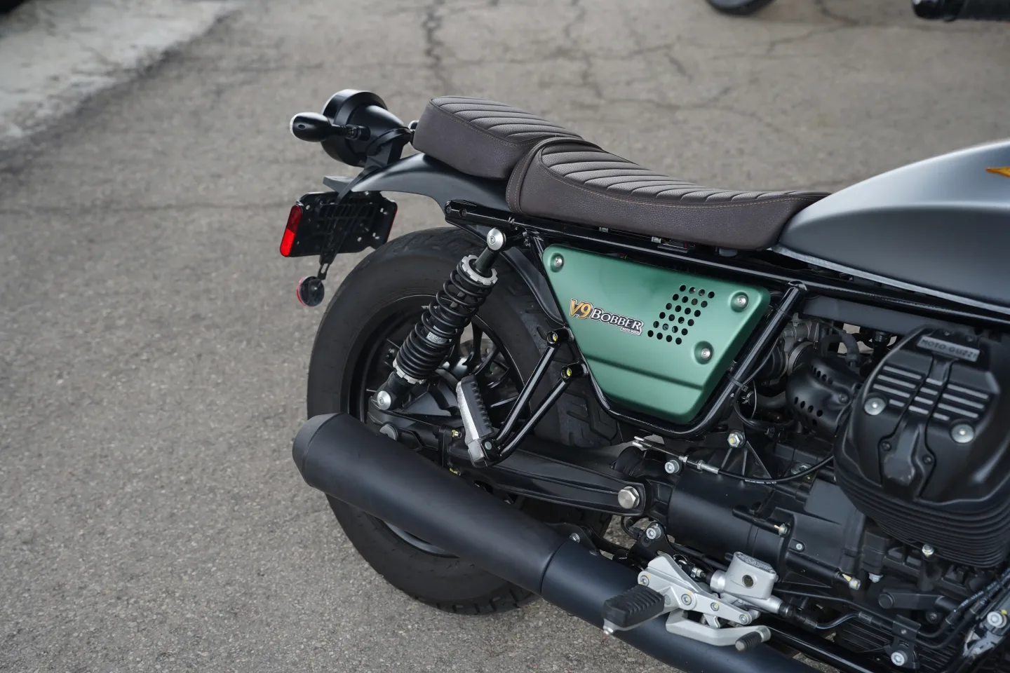 2021 Moto Guzzi V9 Bobber - Centenario
