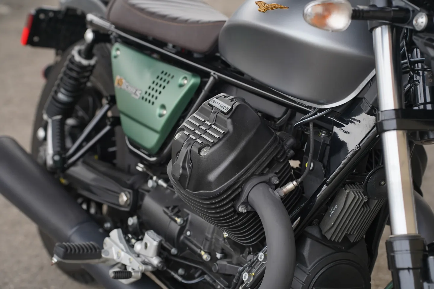 2021 Moto Guzzi V9 Bobber - Centenario