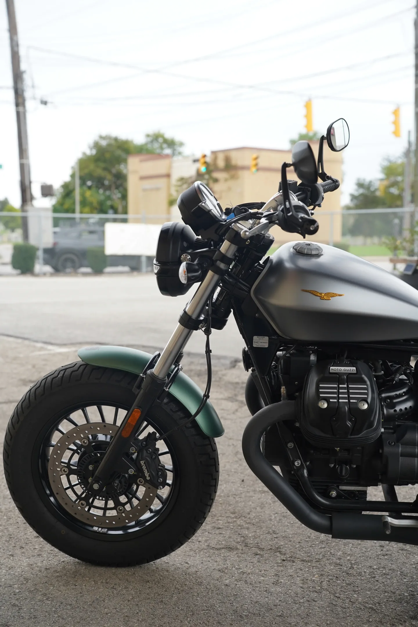 2021 Moto Guzzi V9 Bobber - Centenario