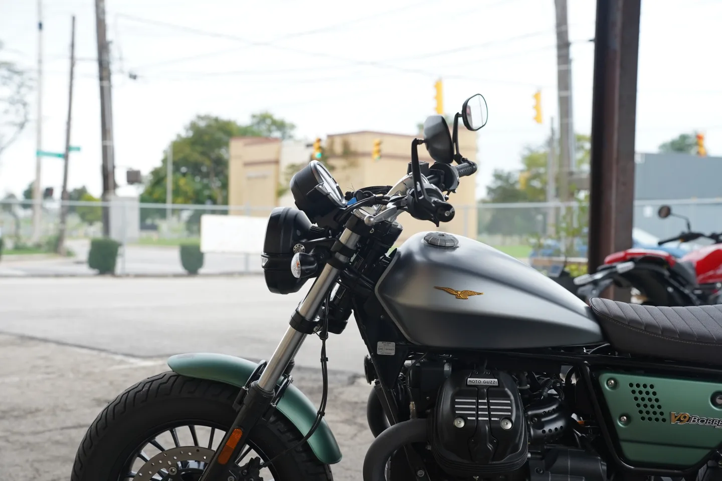 2021 Moto Guzzi V9 Bobber - Centenario