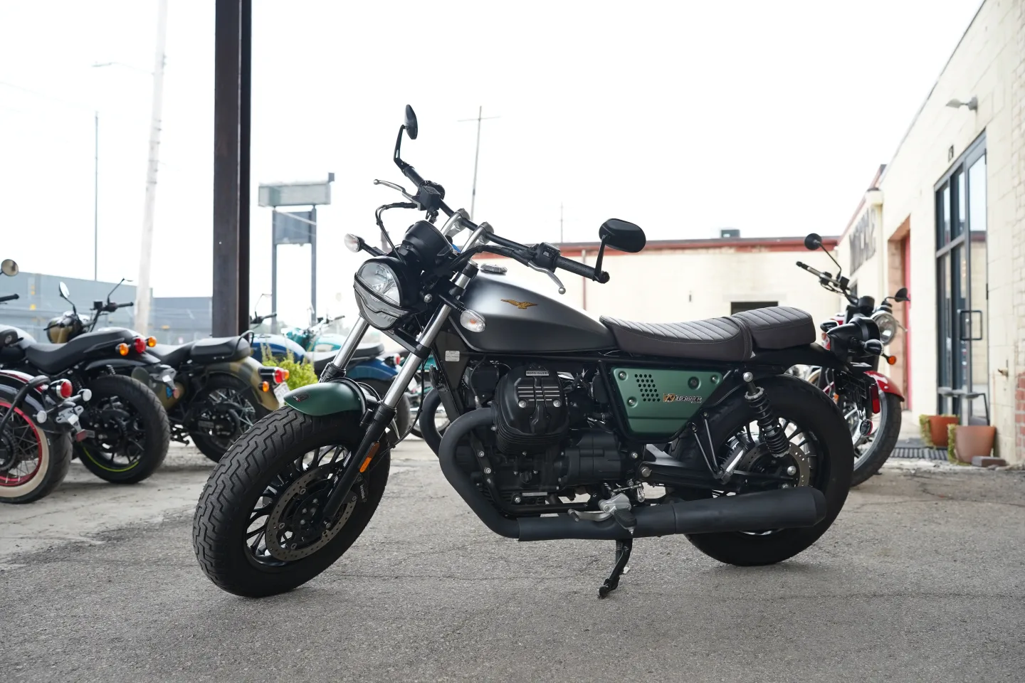 2021 Moto Guzzi V9 Bobber - Centenario
