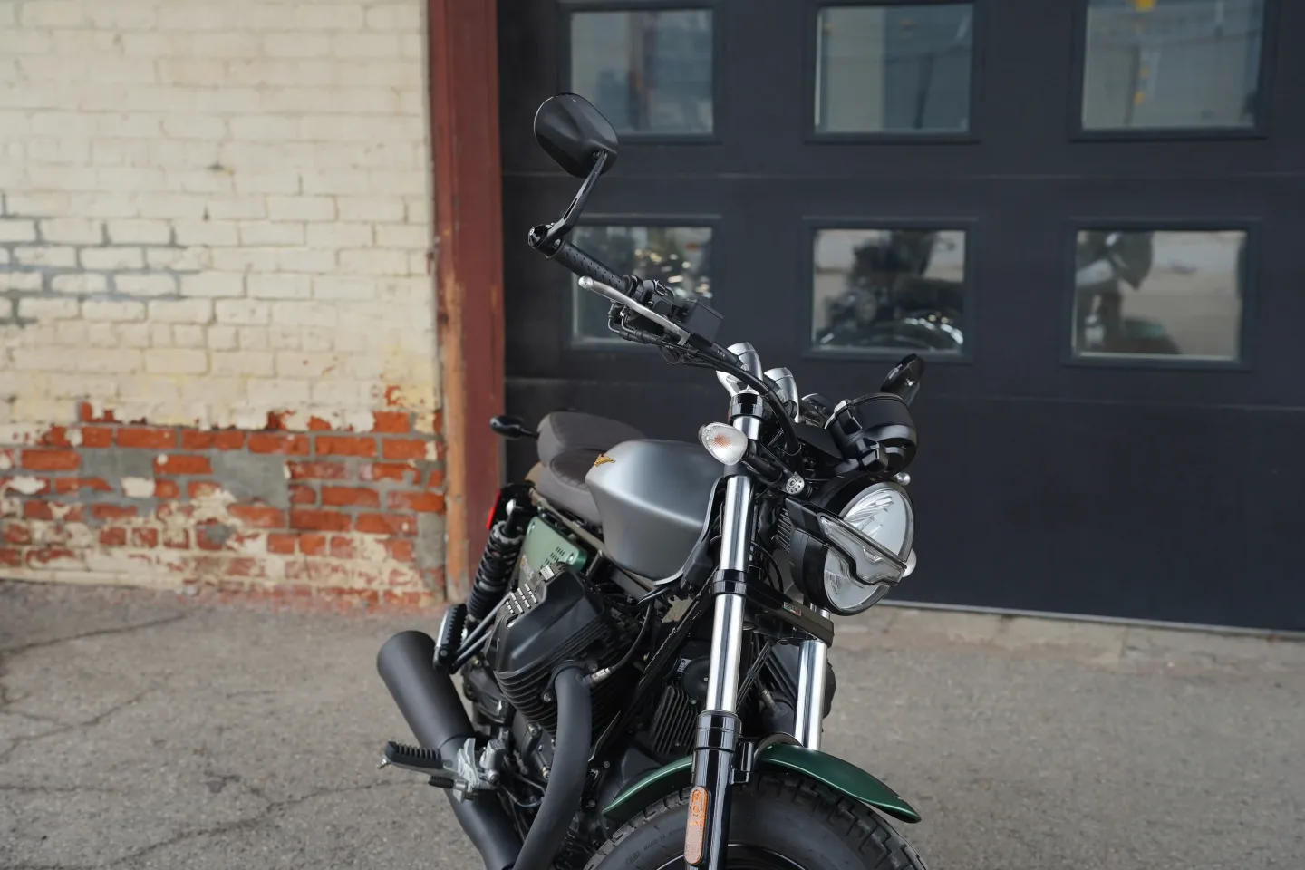 2021 Moto Guzzi V9 Bobber - Centenario