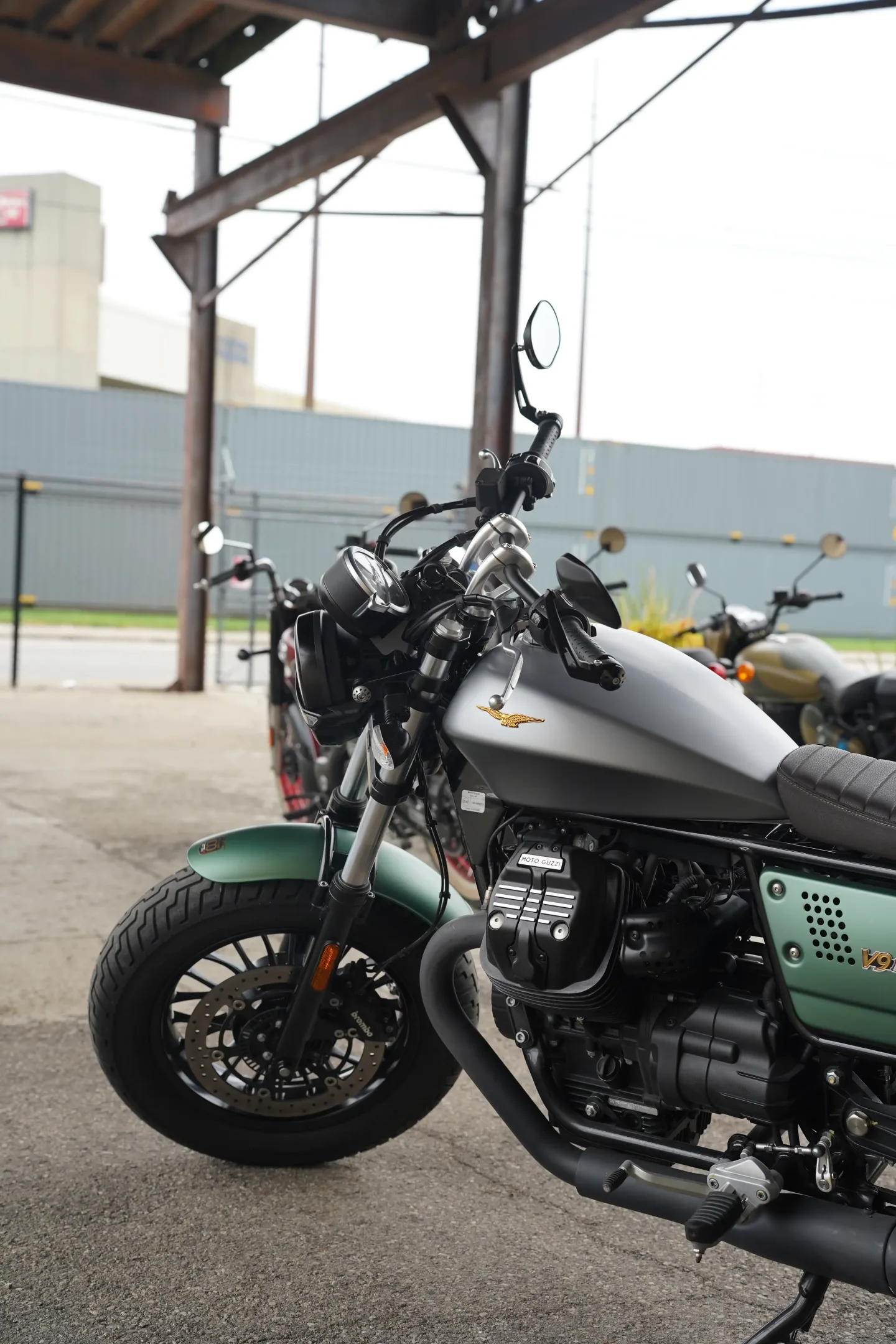 2021 Moto Guzzi V9 Bobber - Centenario