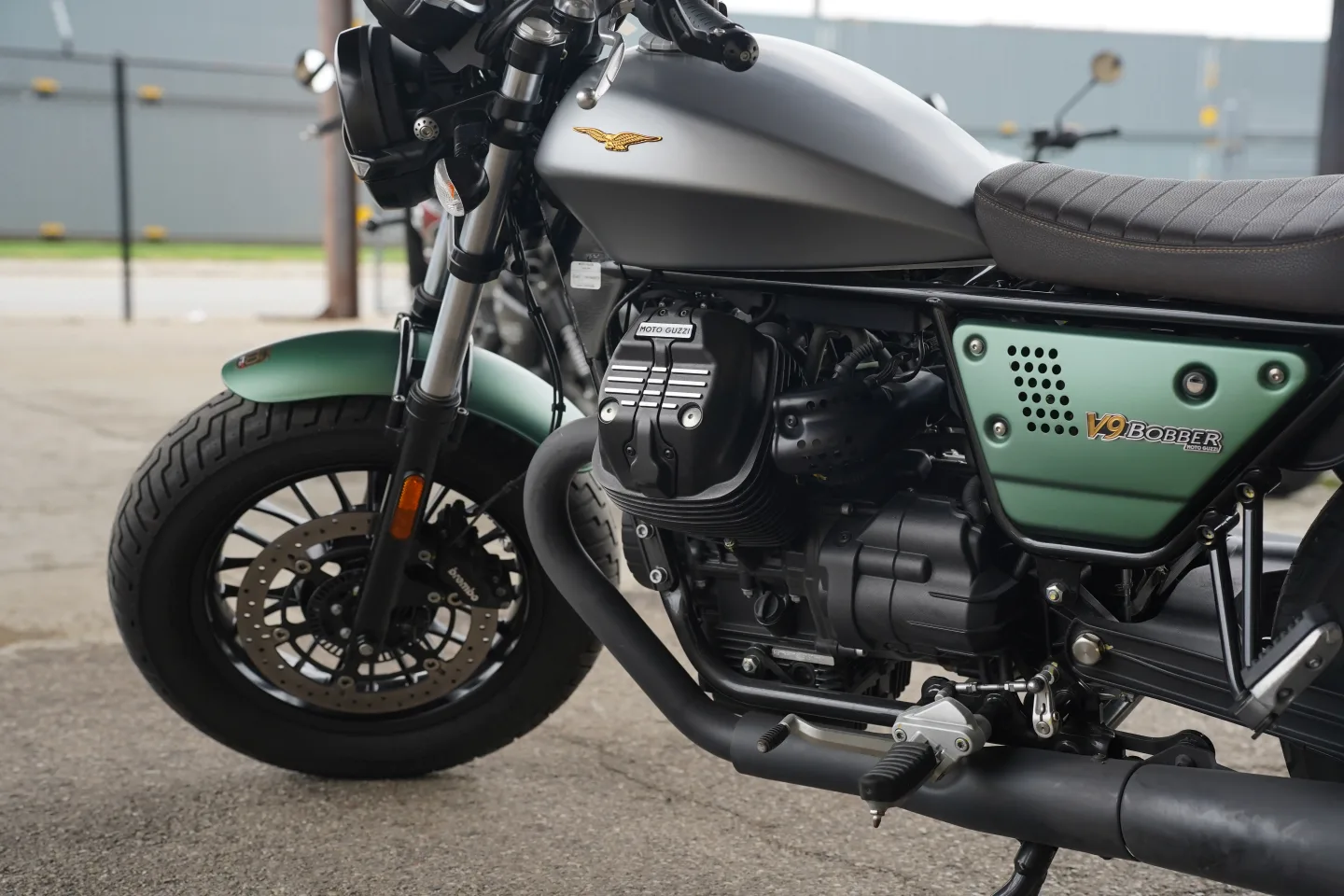 2021 Moto Guzzi V9 Bobber - Centenario