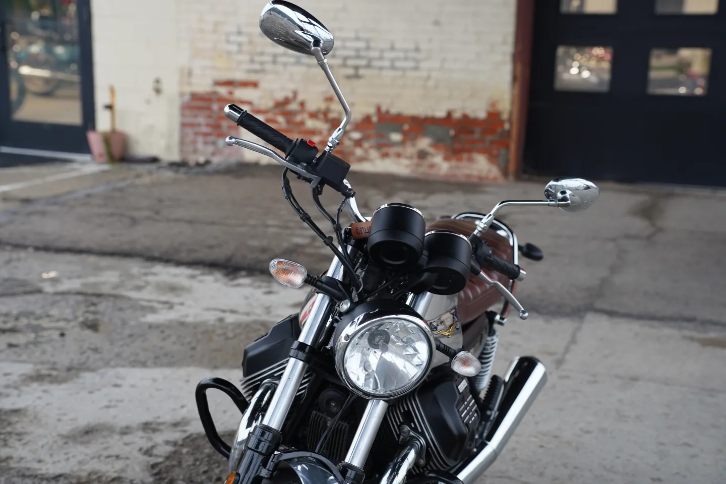 DSC03619 2017 Moto Guzzi V7 III - Anniversario