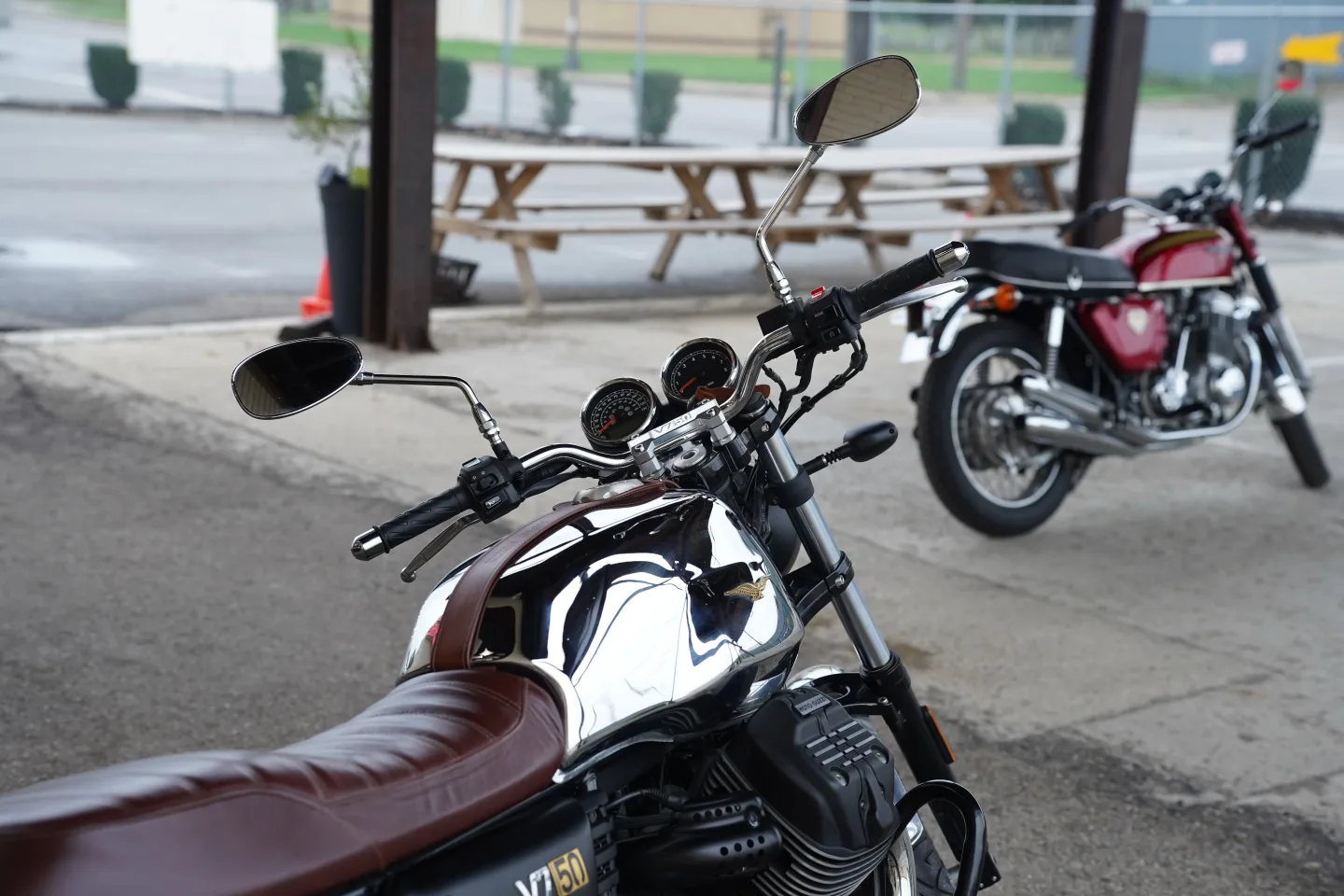 DSC03635 2017 Moto Guzzi V7 III - Anniversario