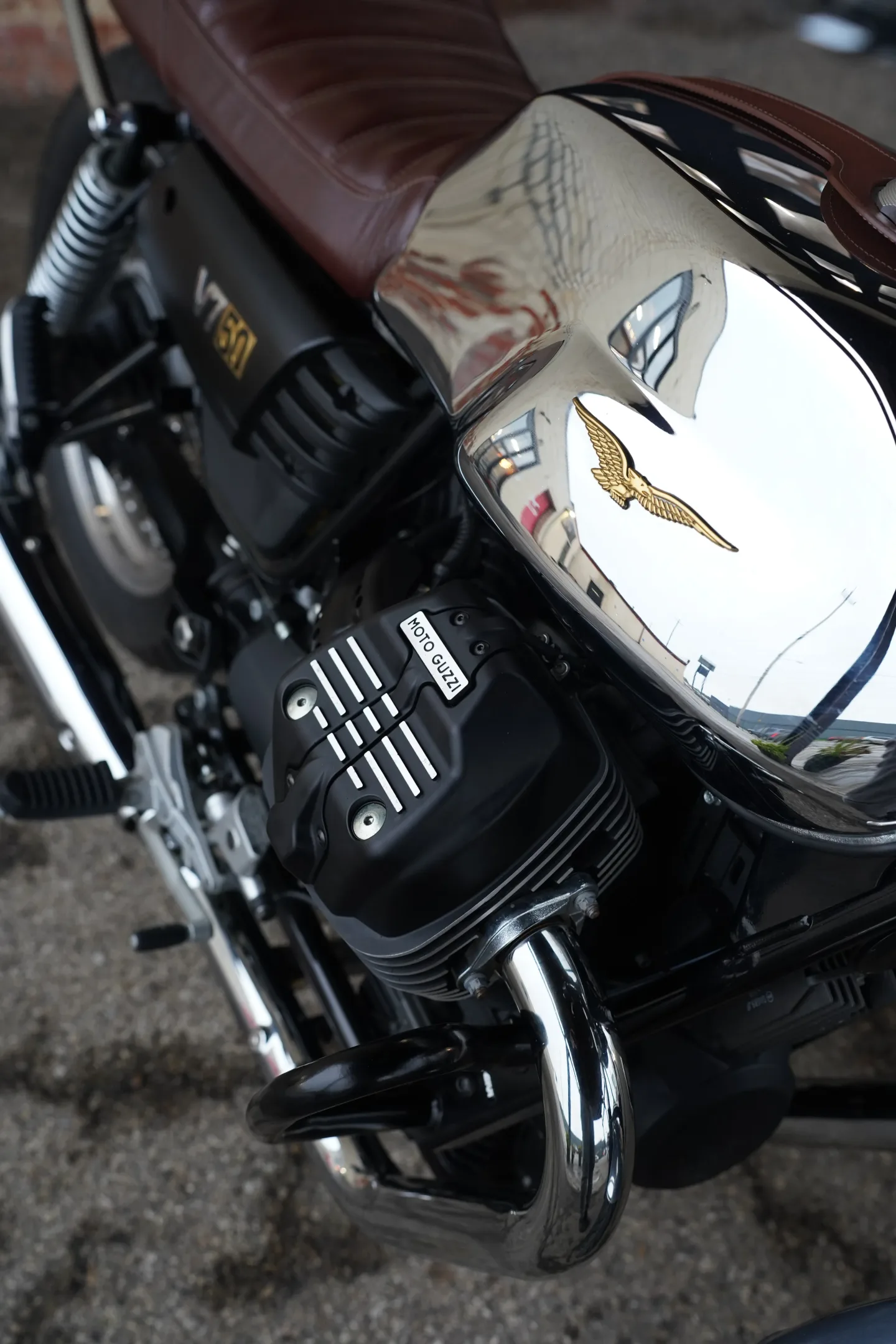 DSC03655 2017 Moto Guzzi V7 III - Anniversario